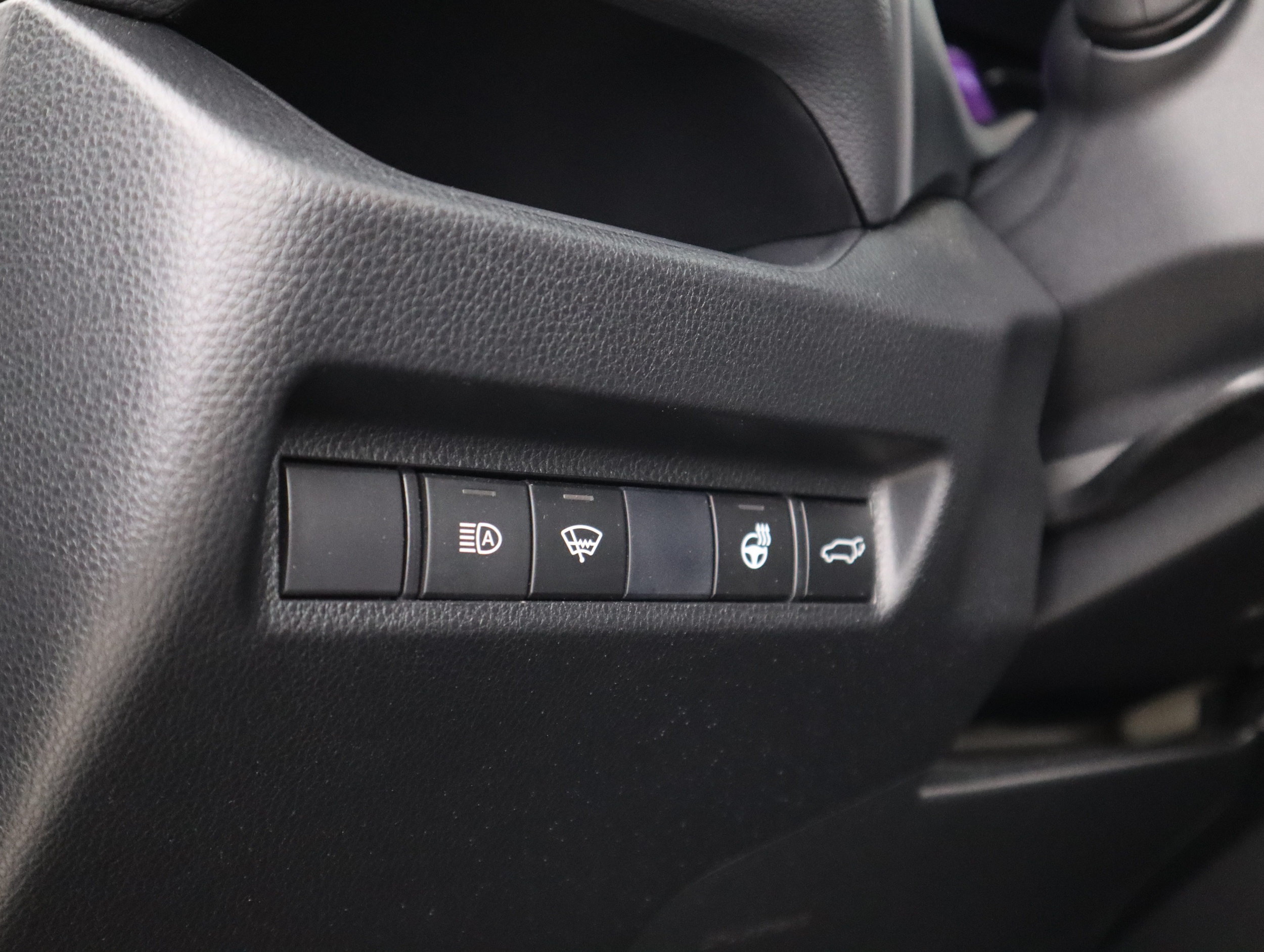 TOYOTA RAV4 2020