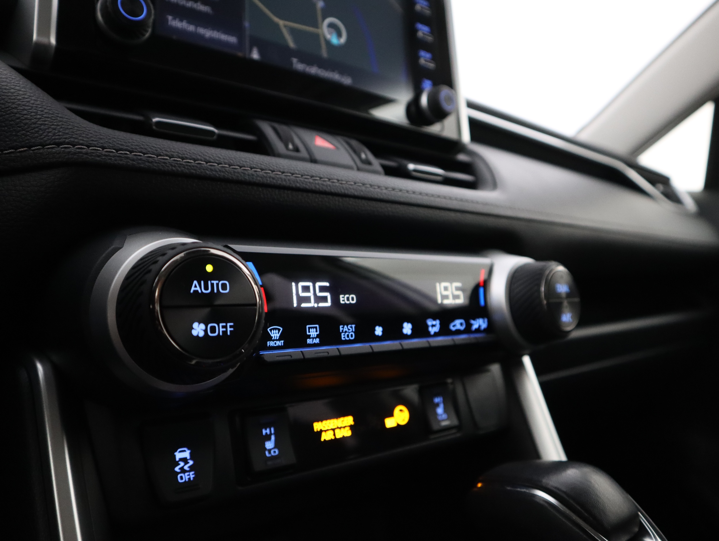 TOYOTA RAV4 2020