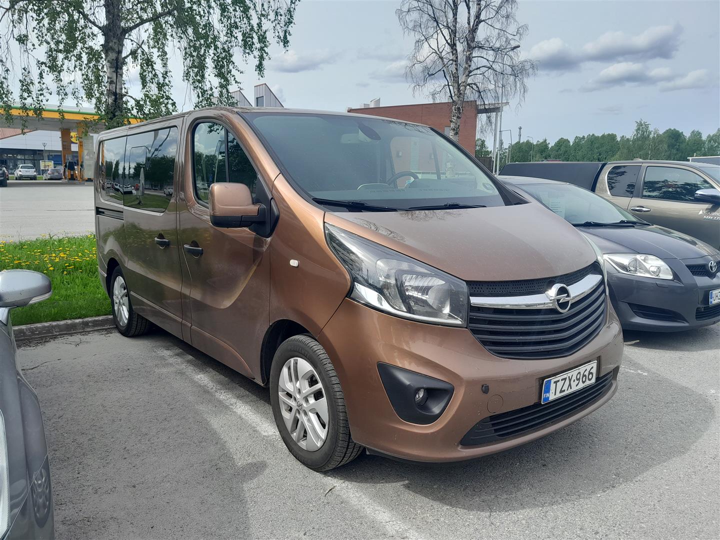 OPEL VIVARO 2015