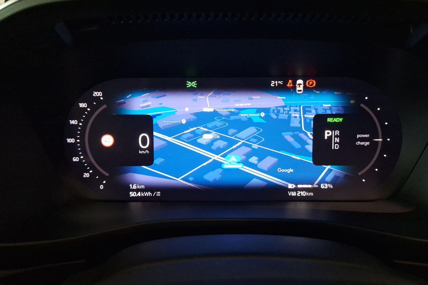 VOLVO XC40 2023