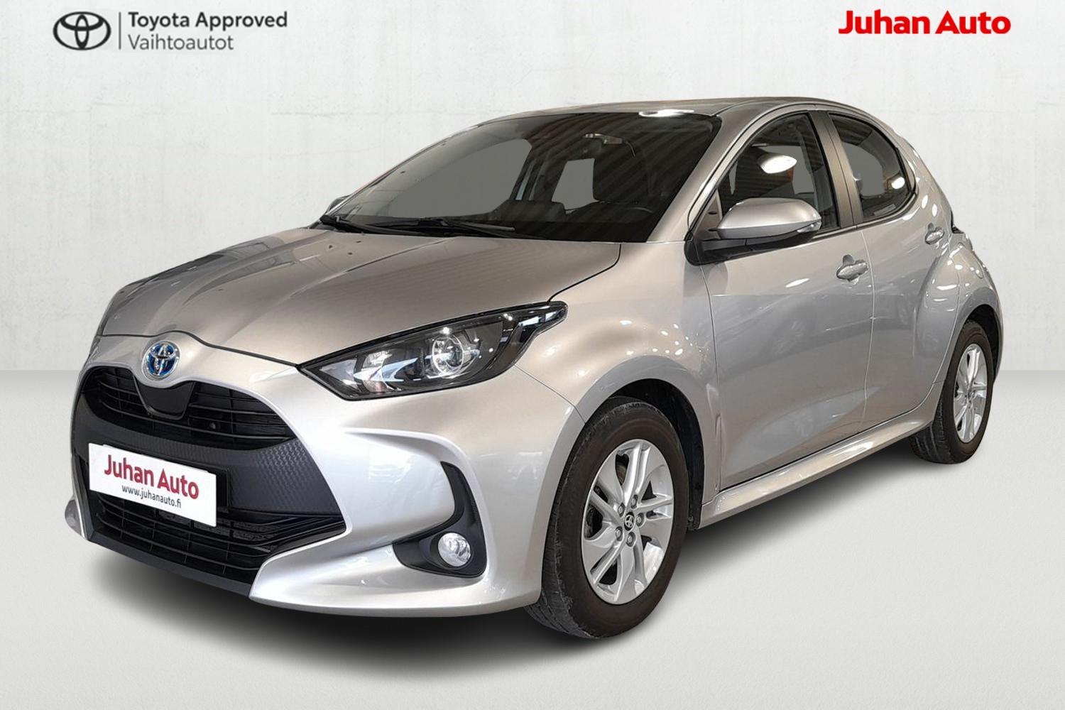 TOYOTA Yaris 2023