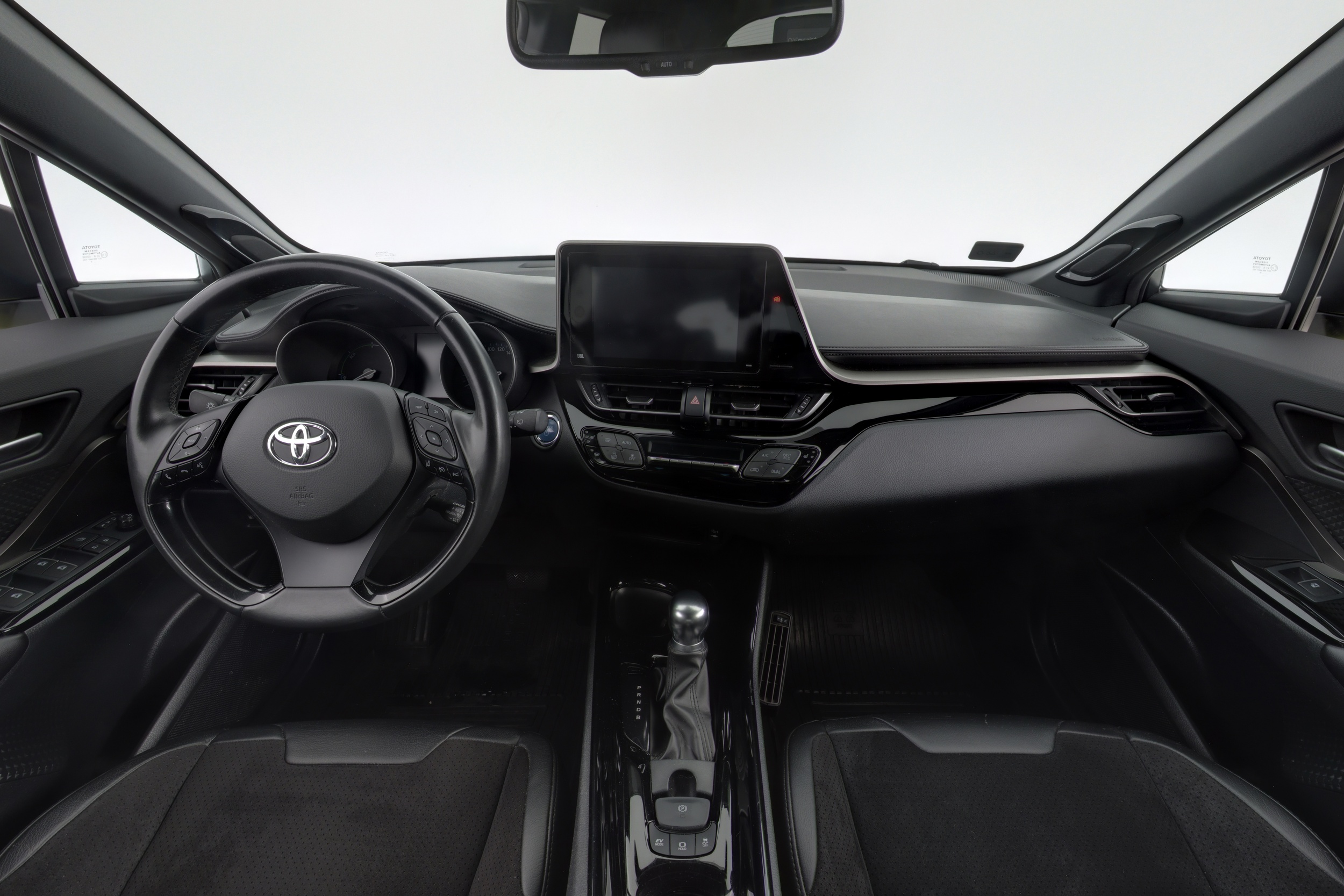 TOYOTA C-HR 2019