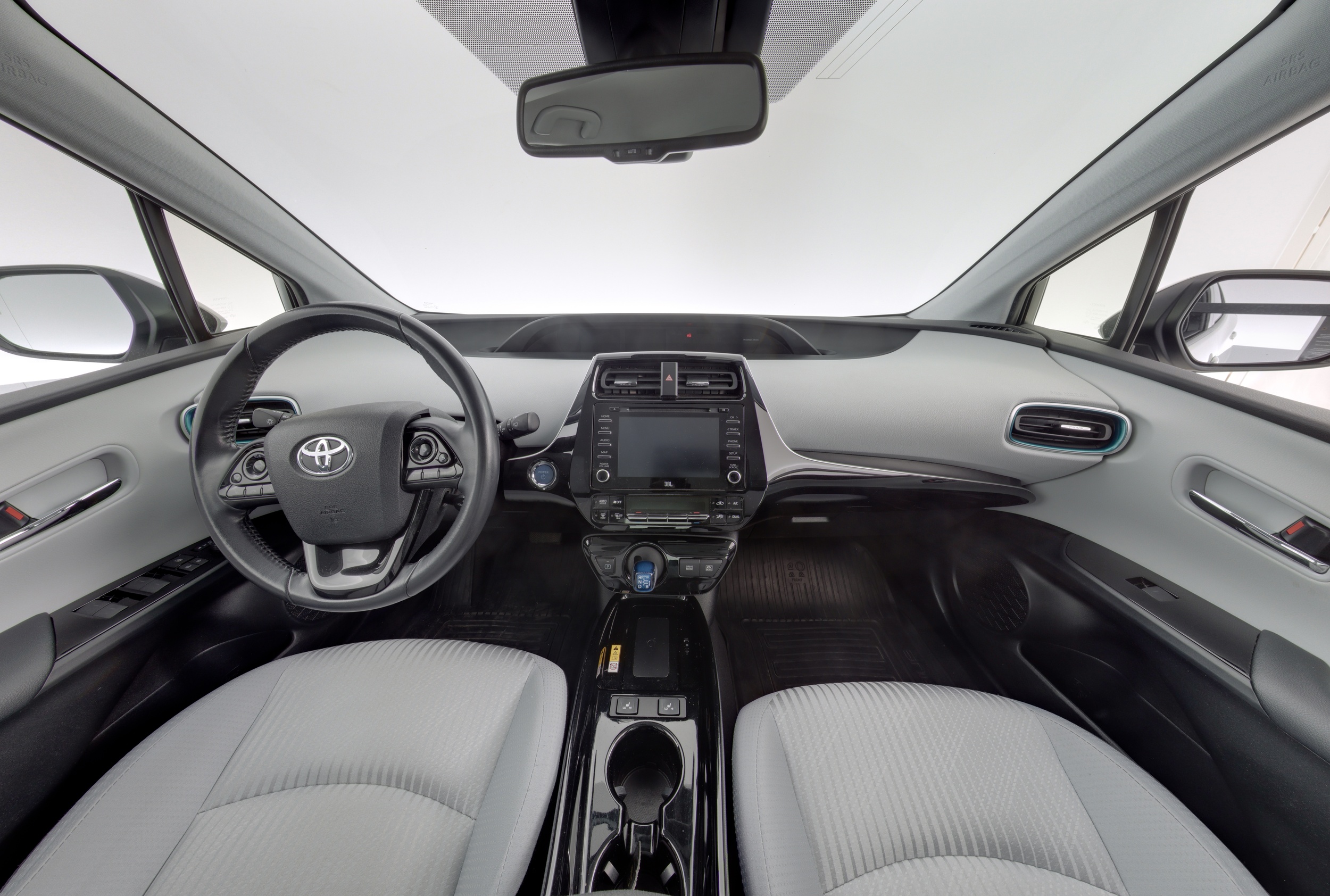 TOYOTA Prius 7