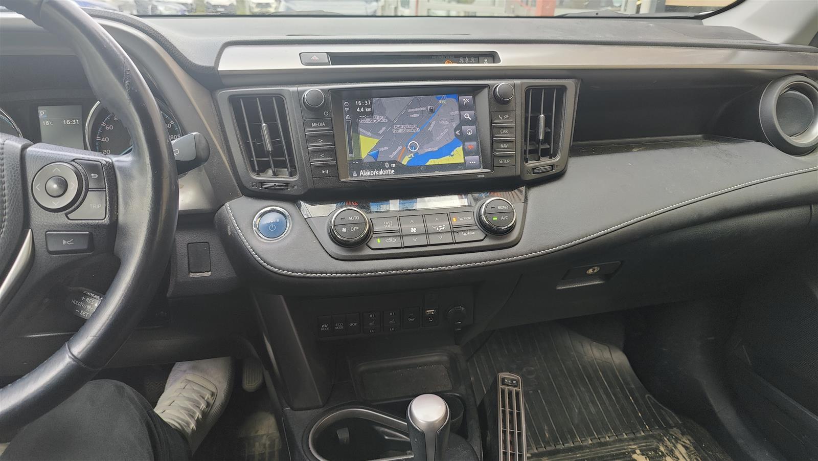 TOYOTA RAV4 2016