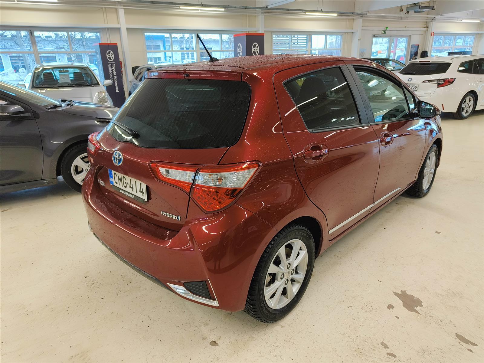 TOYOTA Yaris 2019