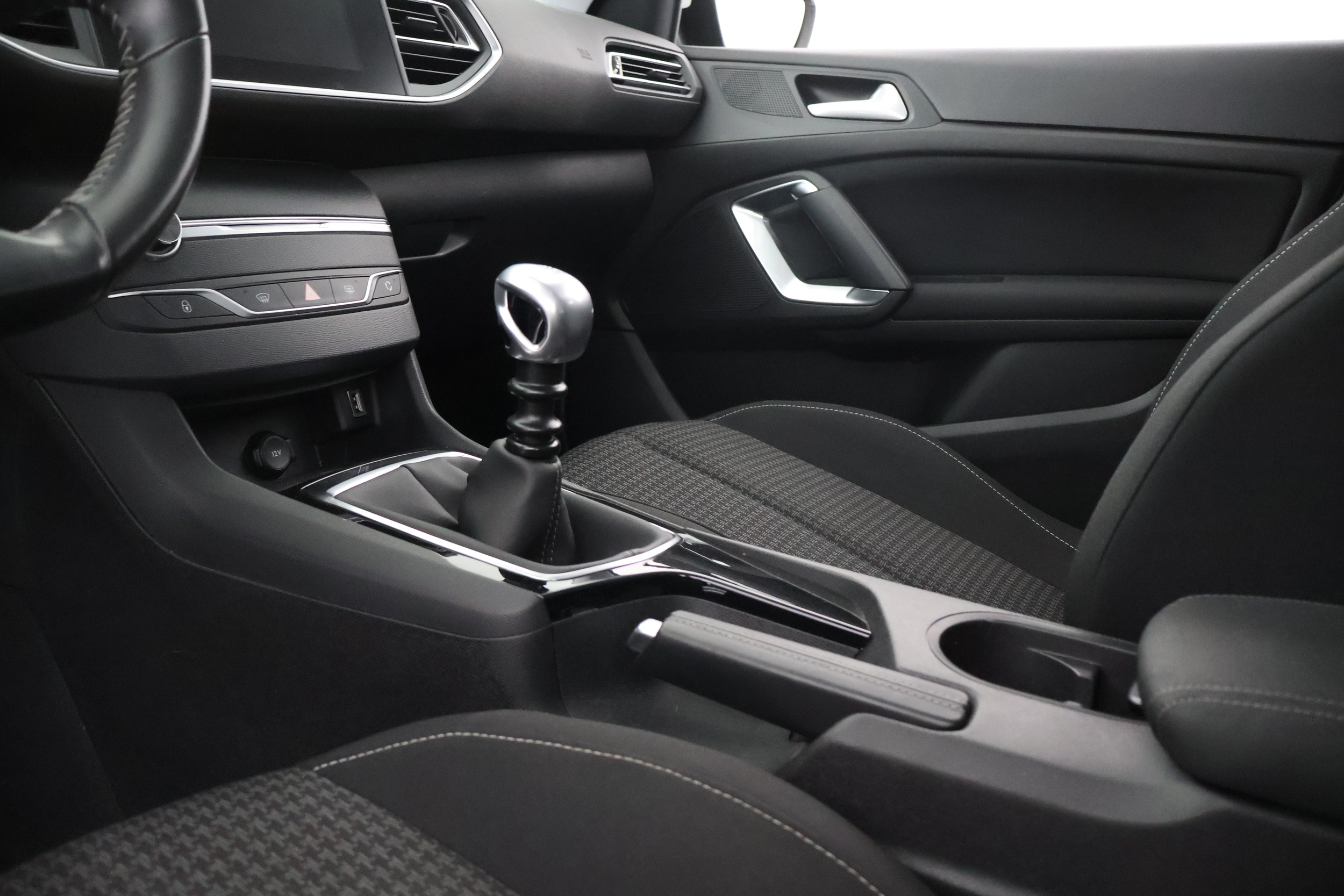 PEUGEOT 308 23