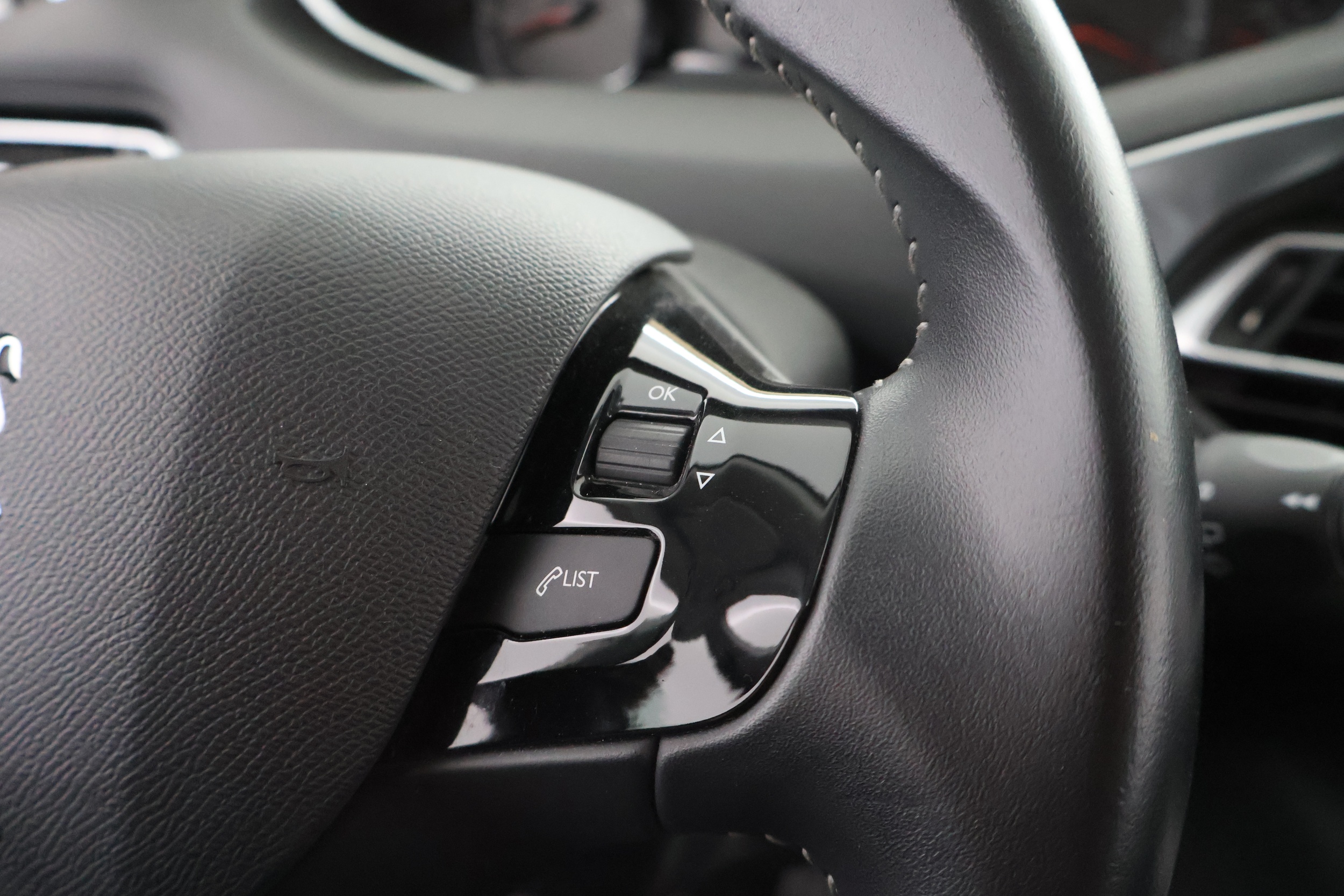 PEUGEOT 308 25