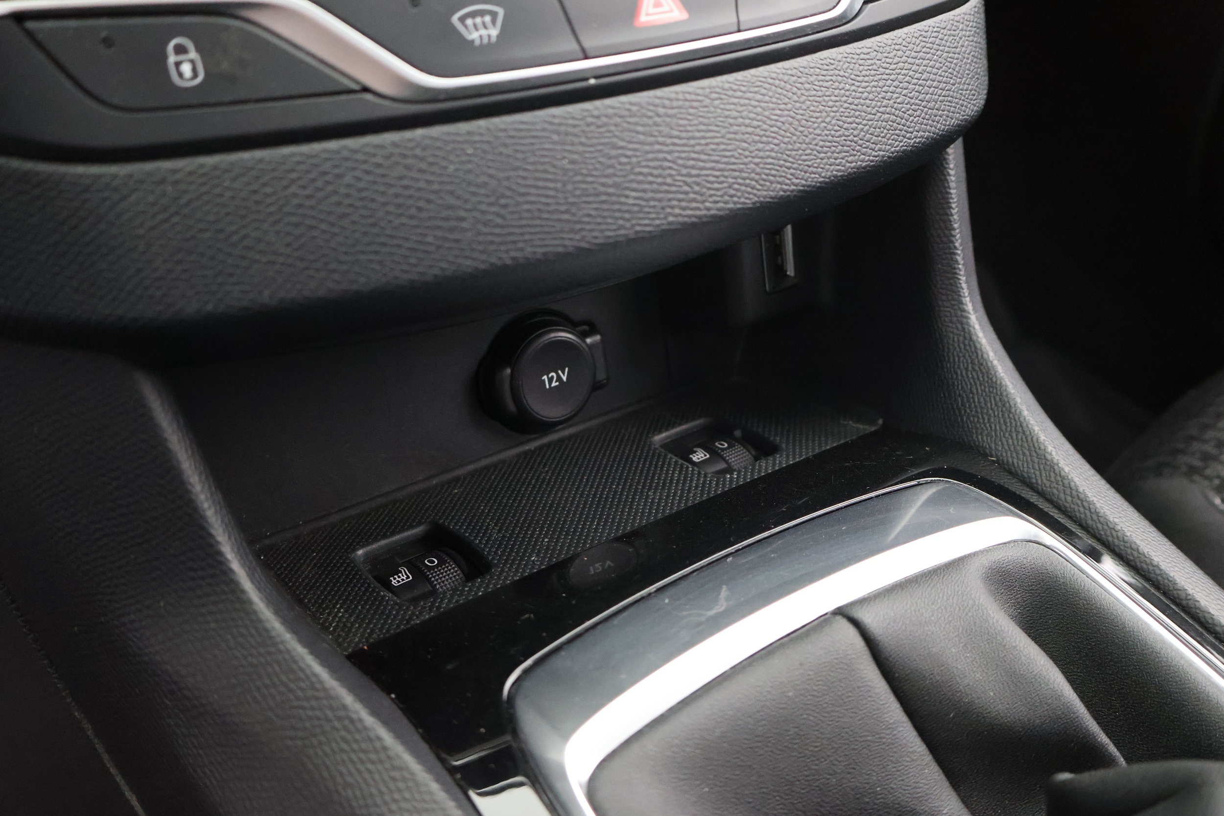 PEUGEOT 308 26