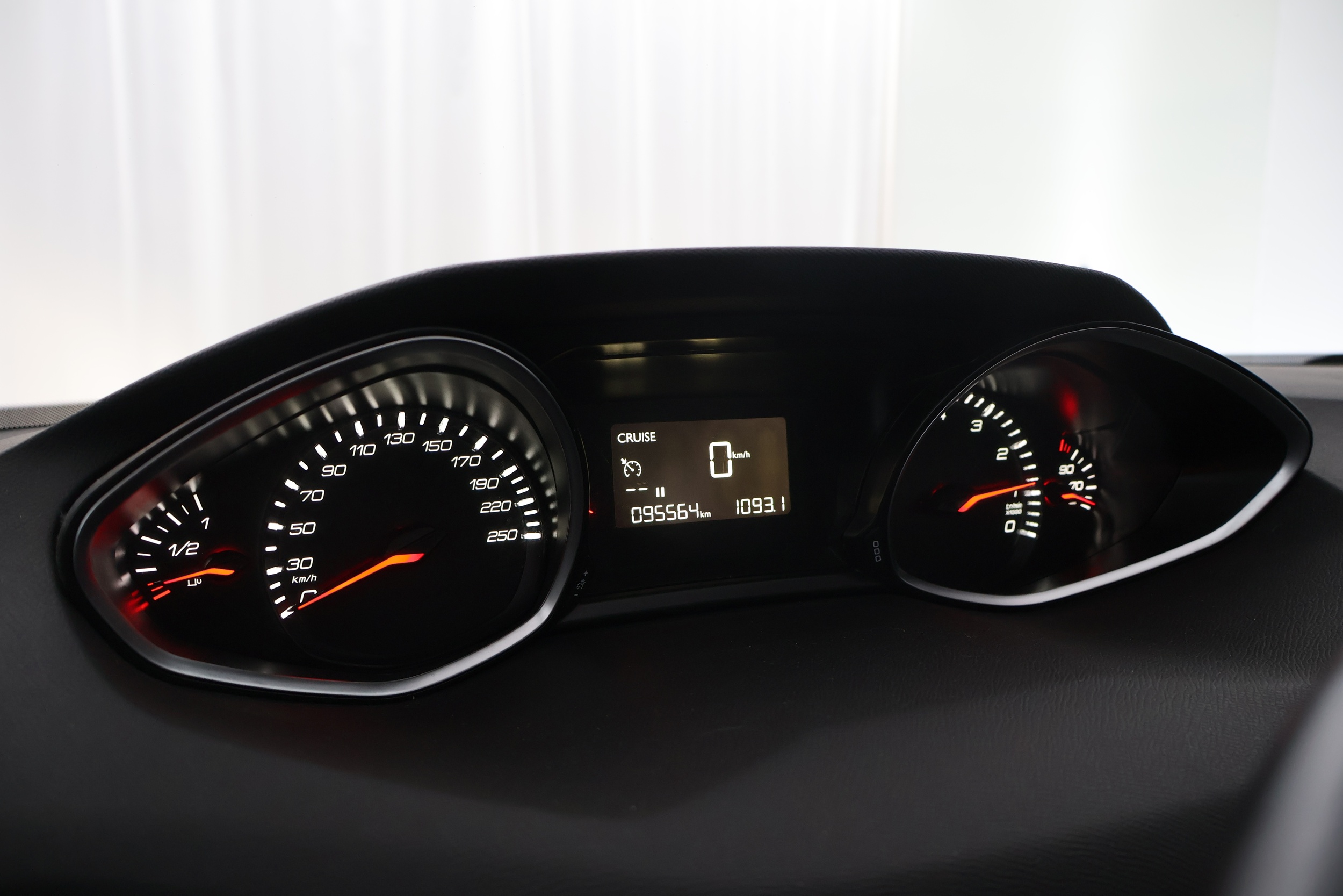 PEUGEOT 308 31