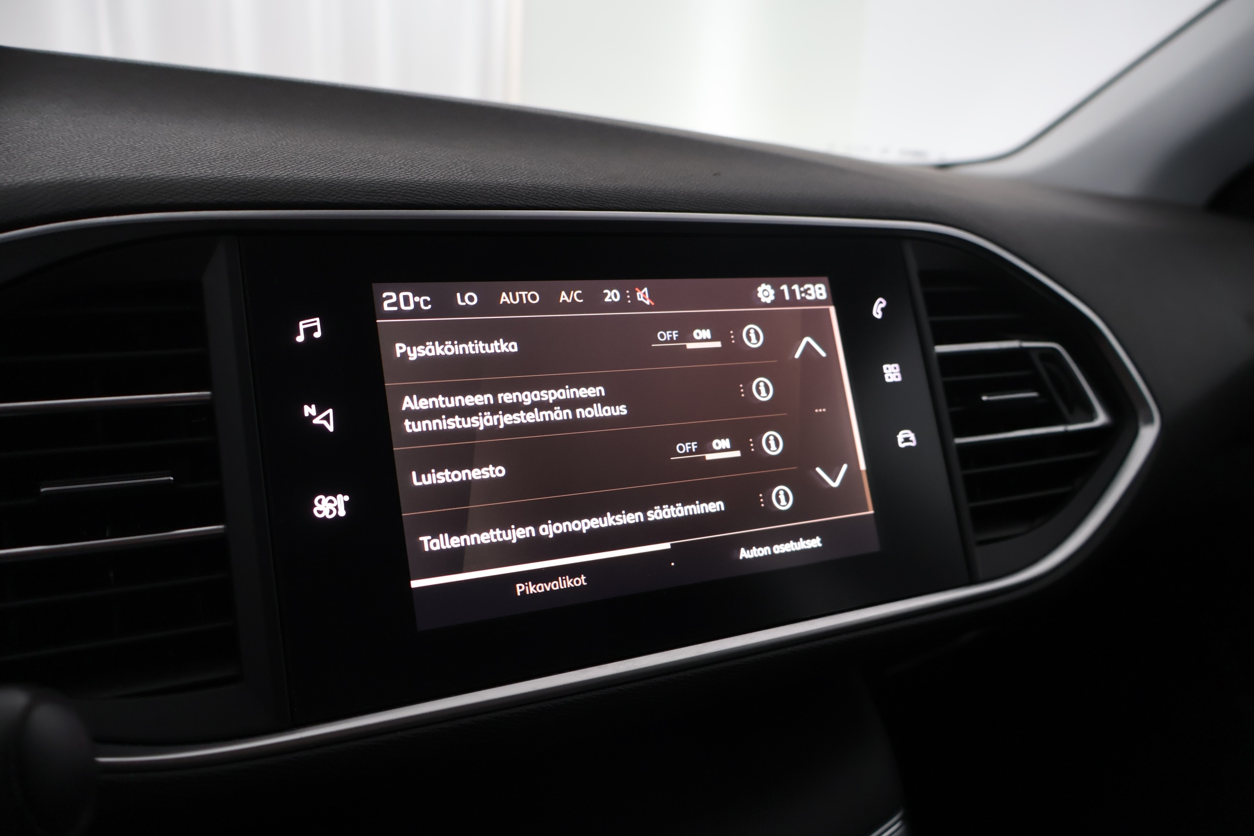 PEUGEOT 308 32