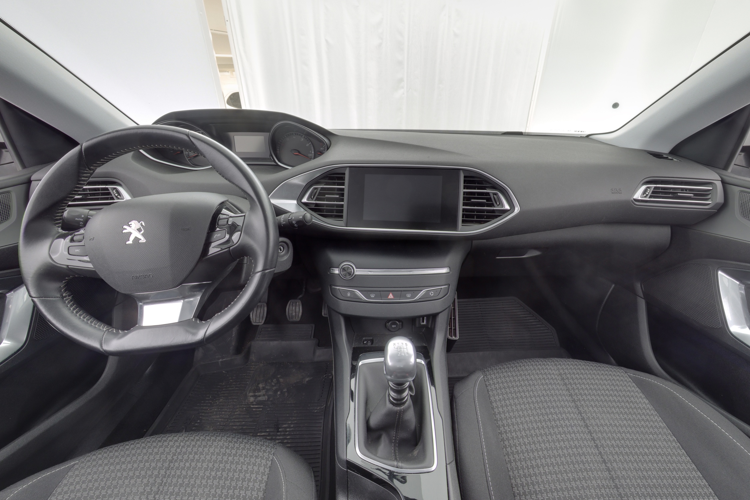 PEUGEOT 308 7
