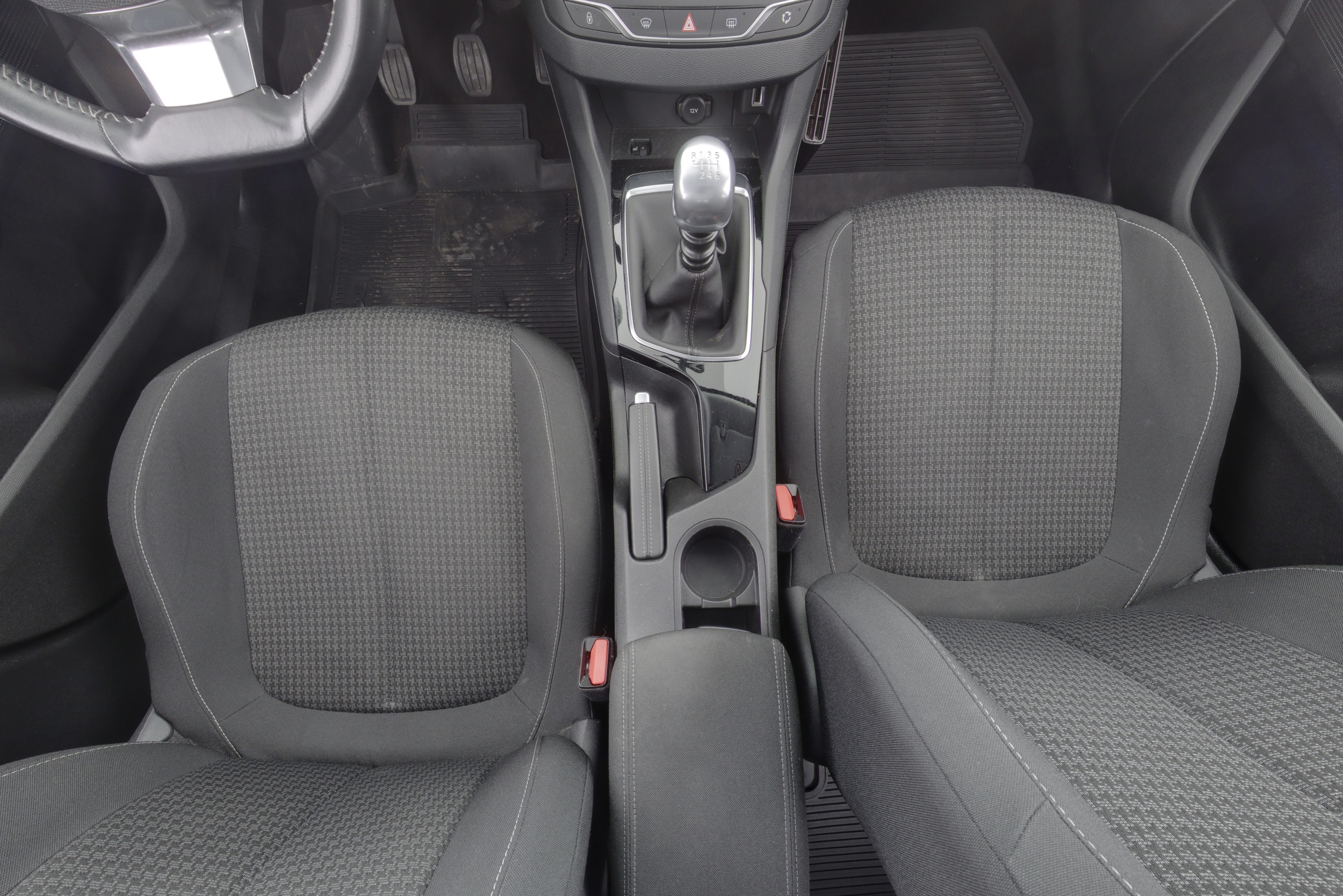 PEUGEOT 308 9