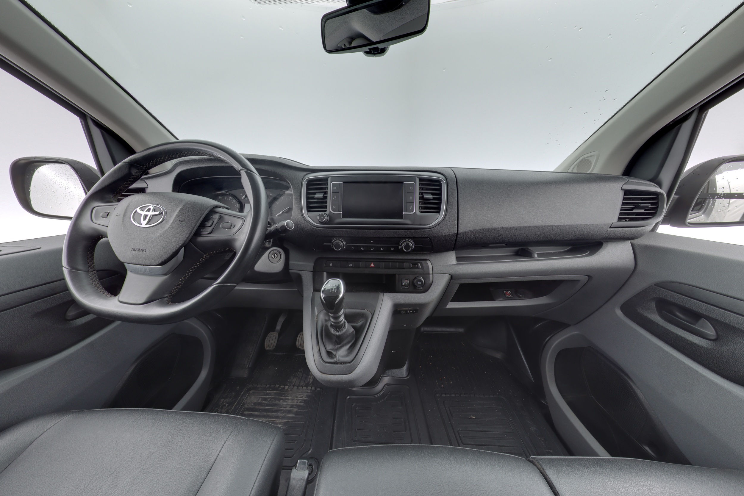 TOYOTA PROACE 2022