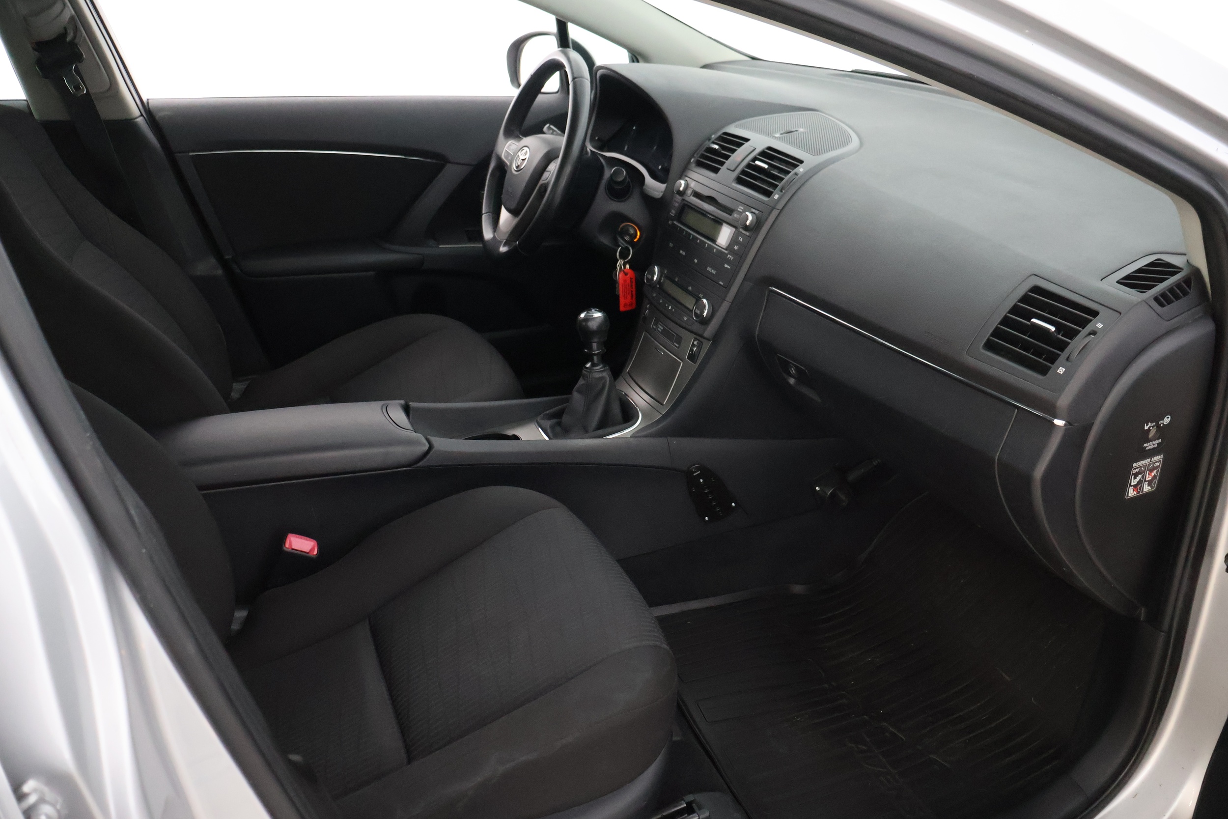 TOYOTA Avensis 12
