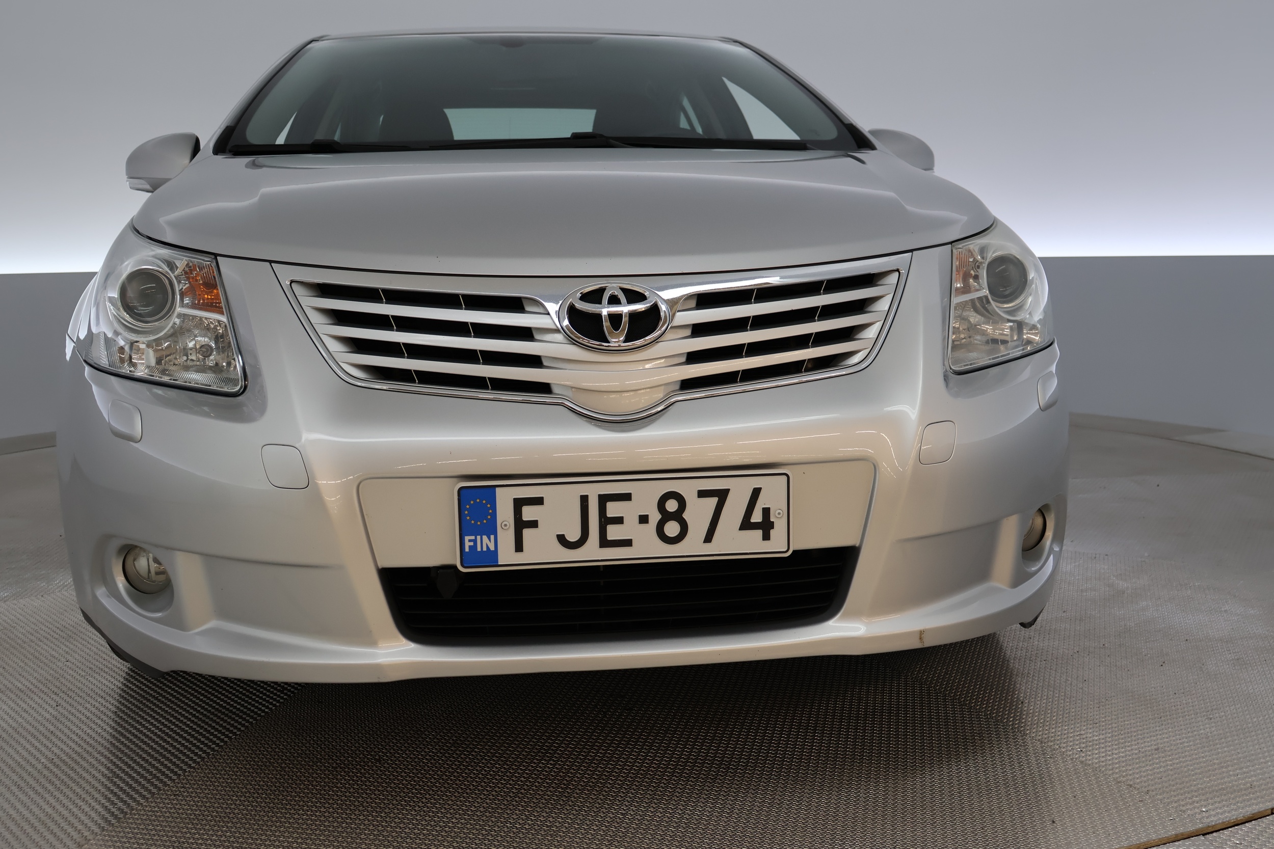TOYOTA Avensis 29