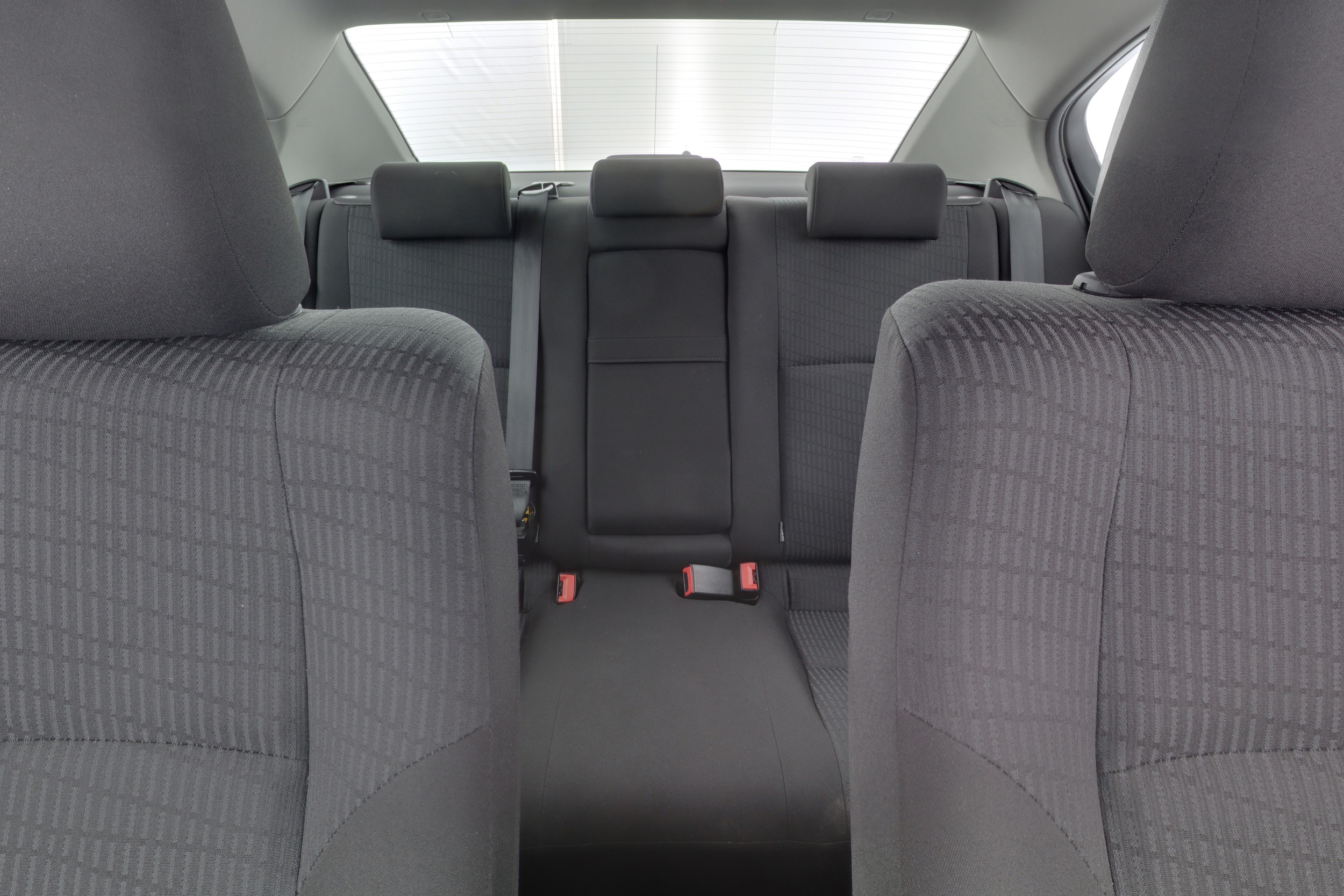 TOYOTA Avensis 8