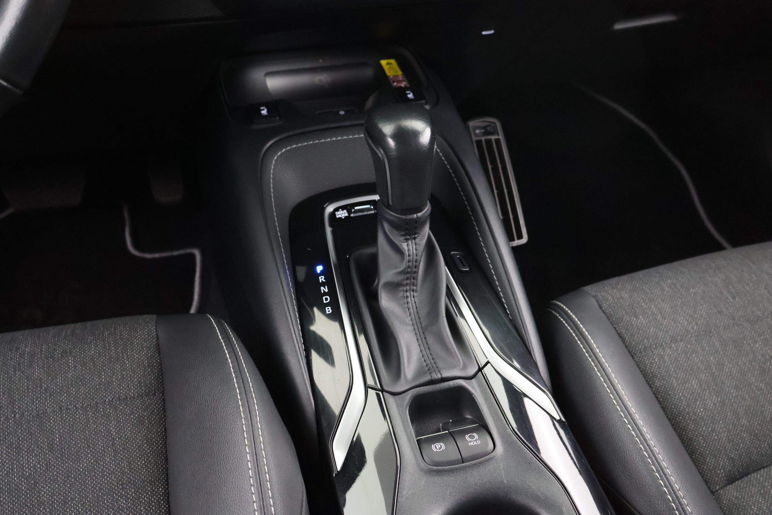 TOYOTA COROLLA 2024