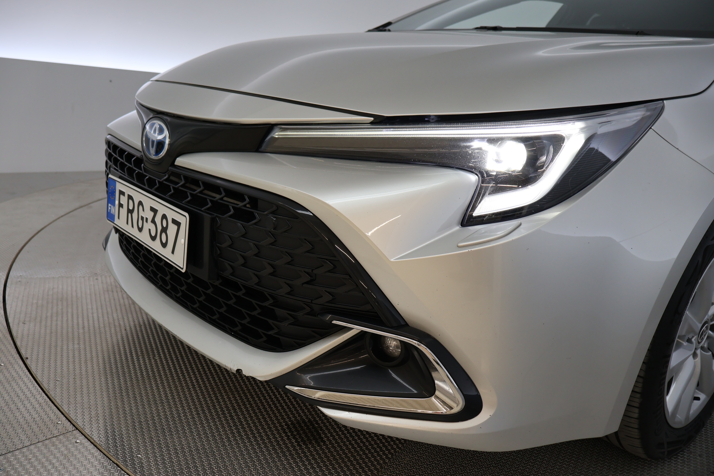 TOYOTA COROLLA 2024