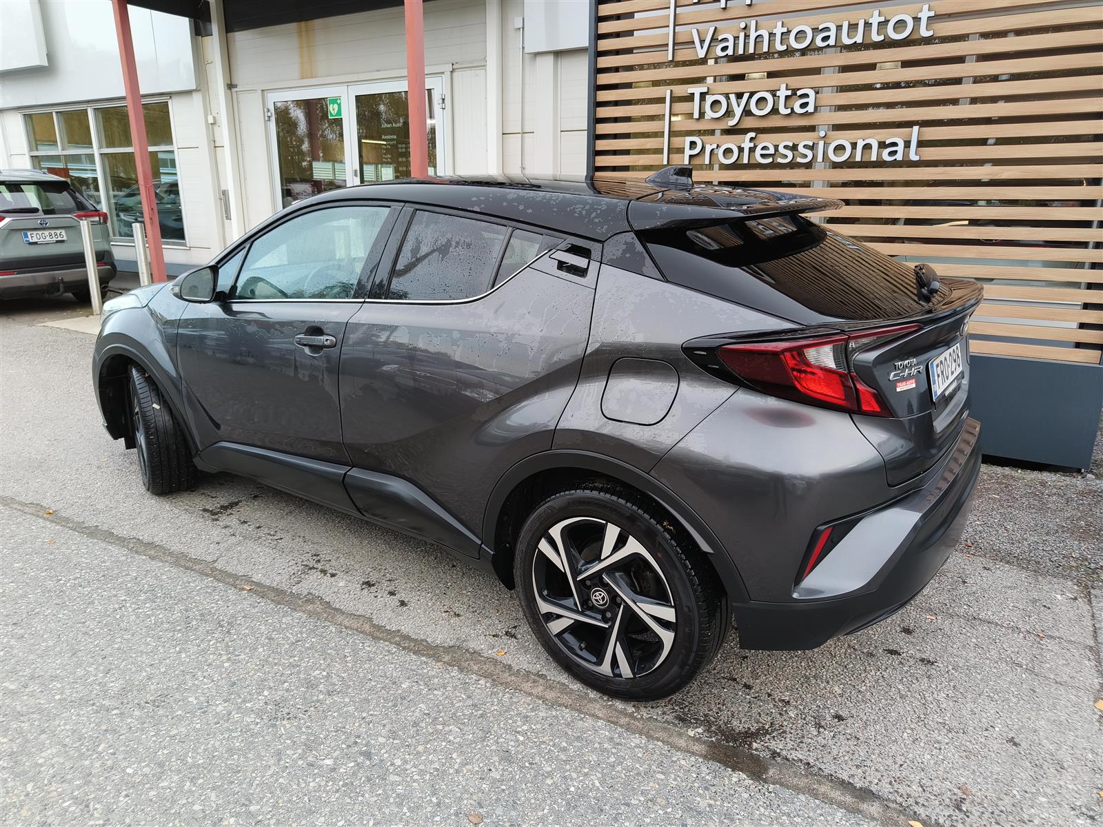 TOYOTA C-HR 2023