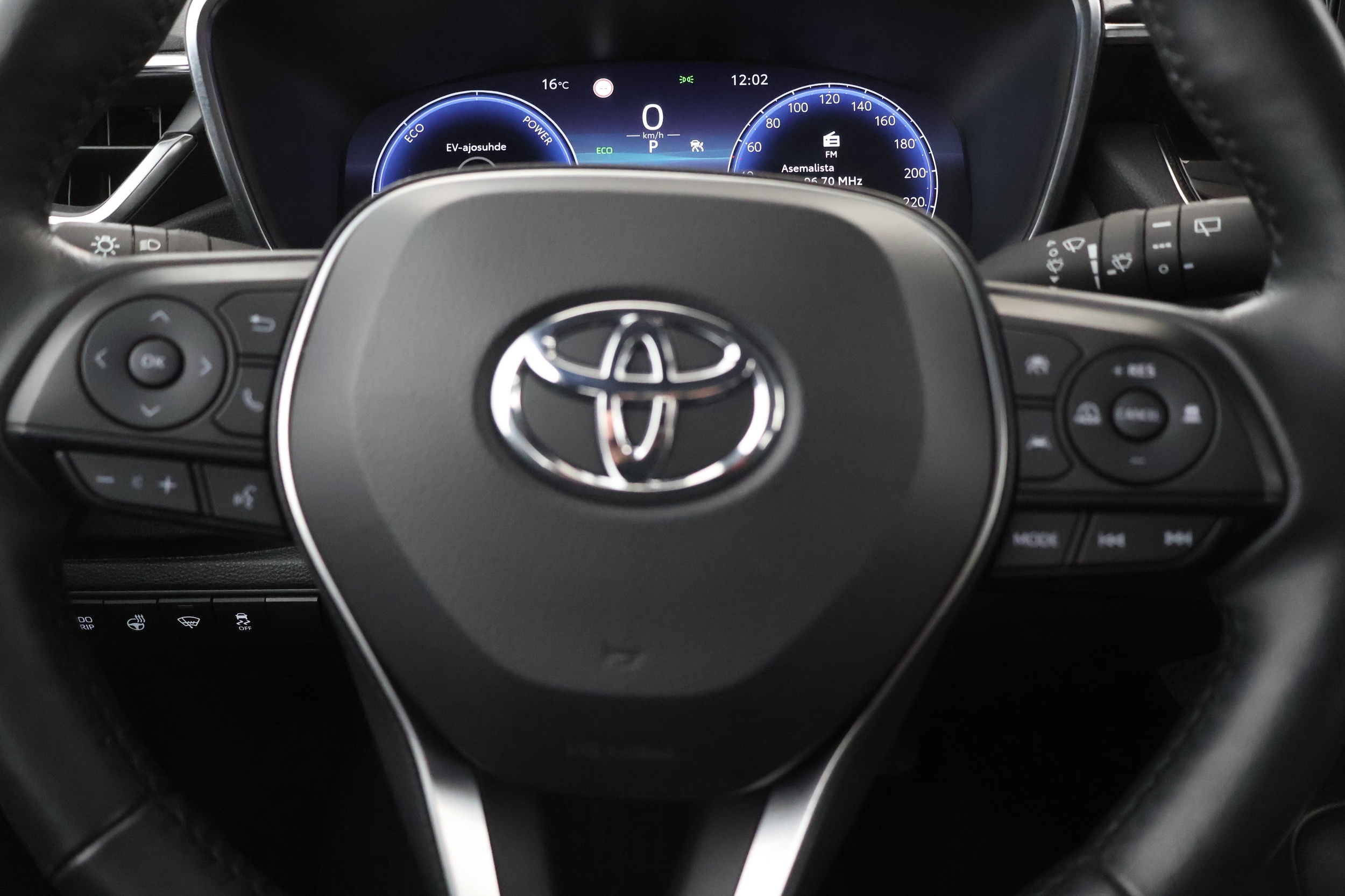 TOYOTA Corolla 2024