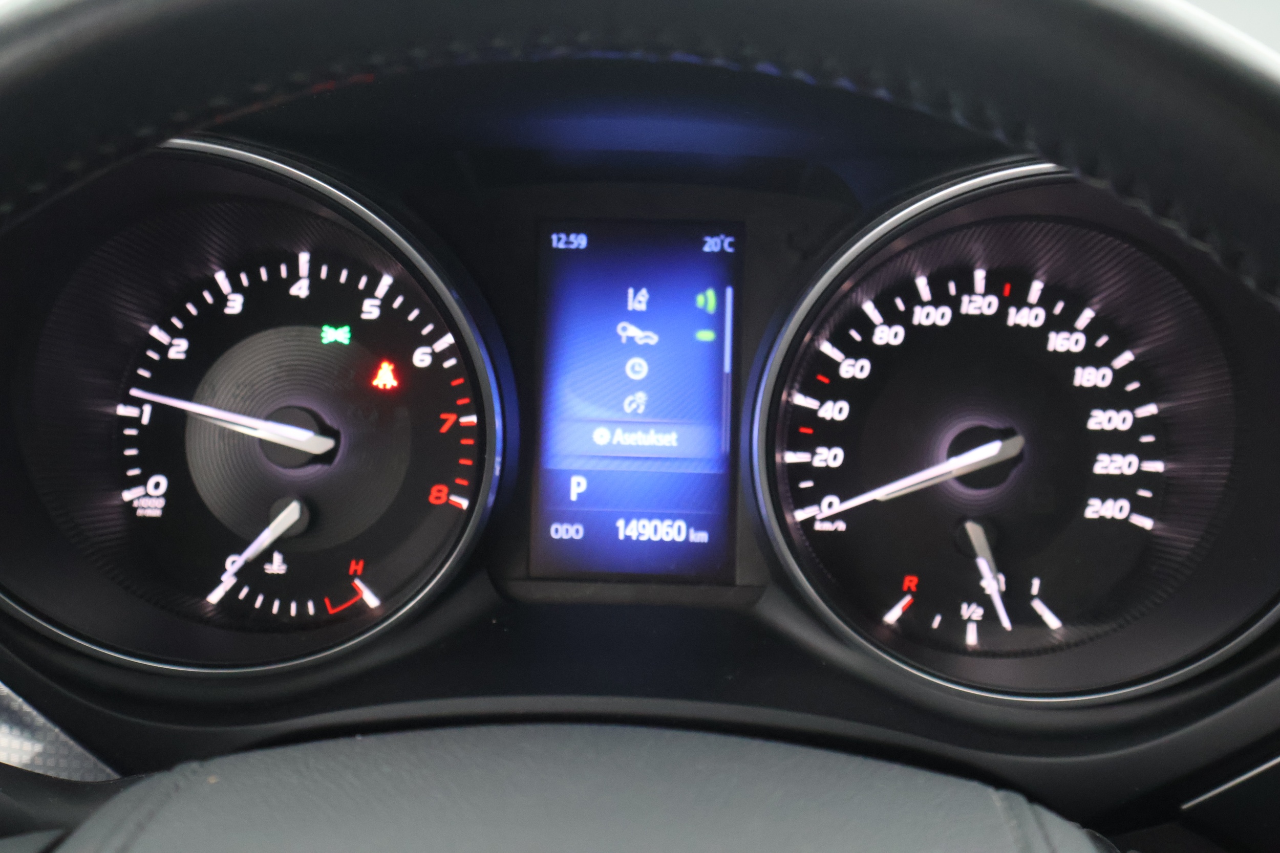 TOYOTA Avensis 2018