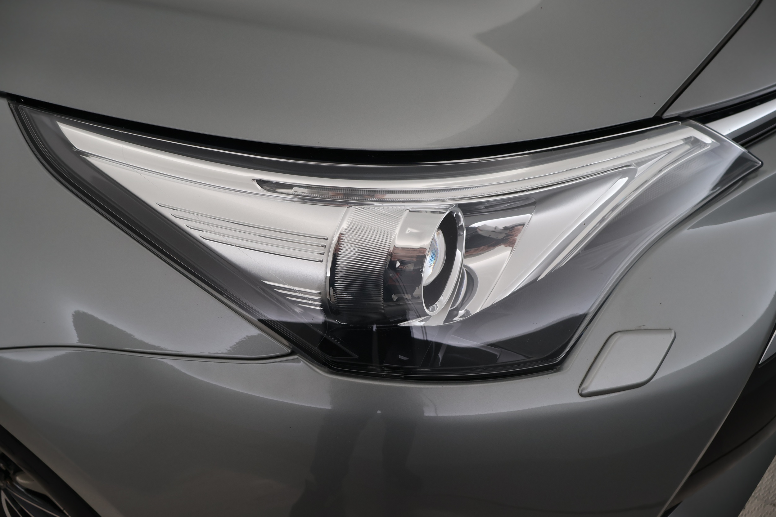 TOYOTA Avensis 2018