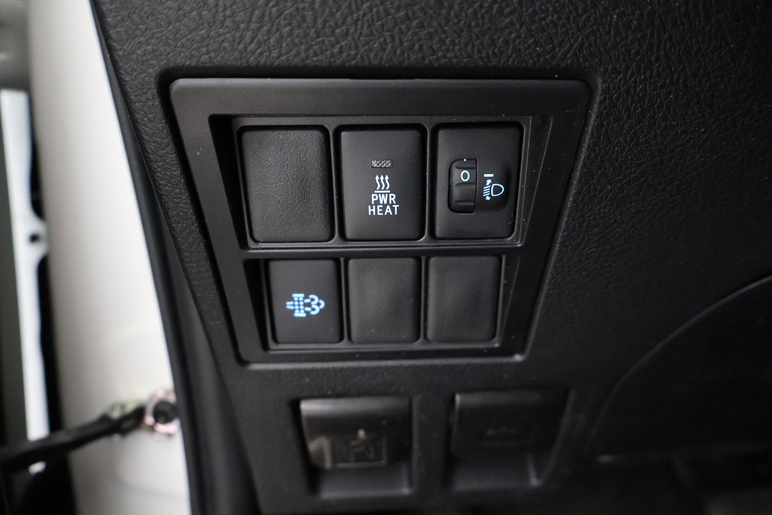 TOYOTA Hilux 2021