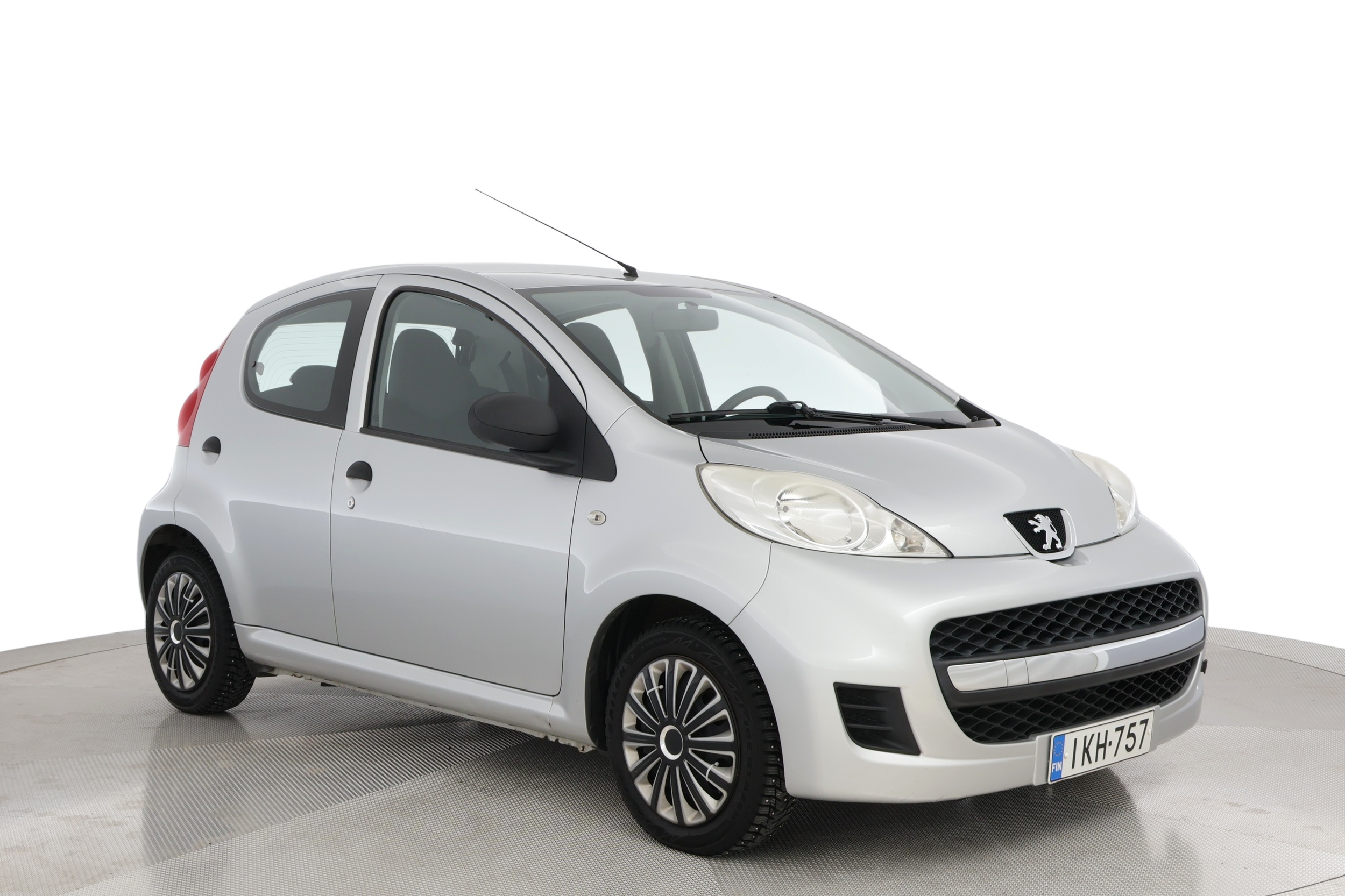 PEUGEOT 107 2012