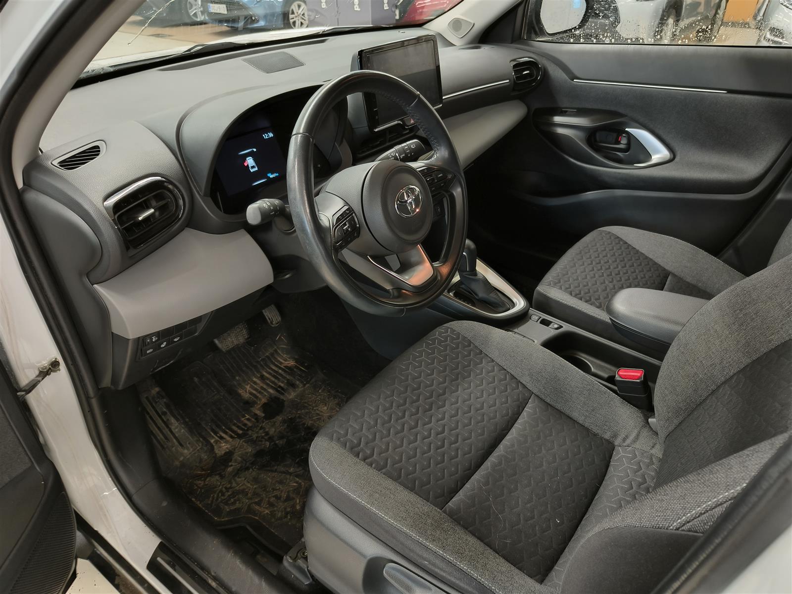 TOYOTA Yaris Cross 2022