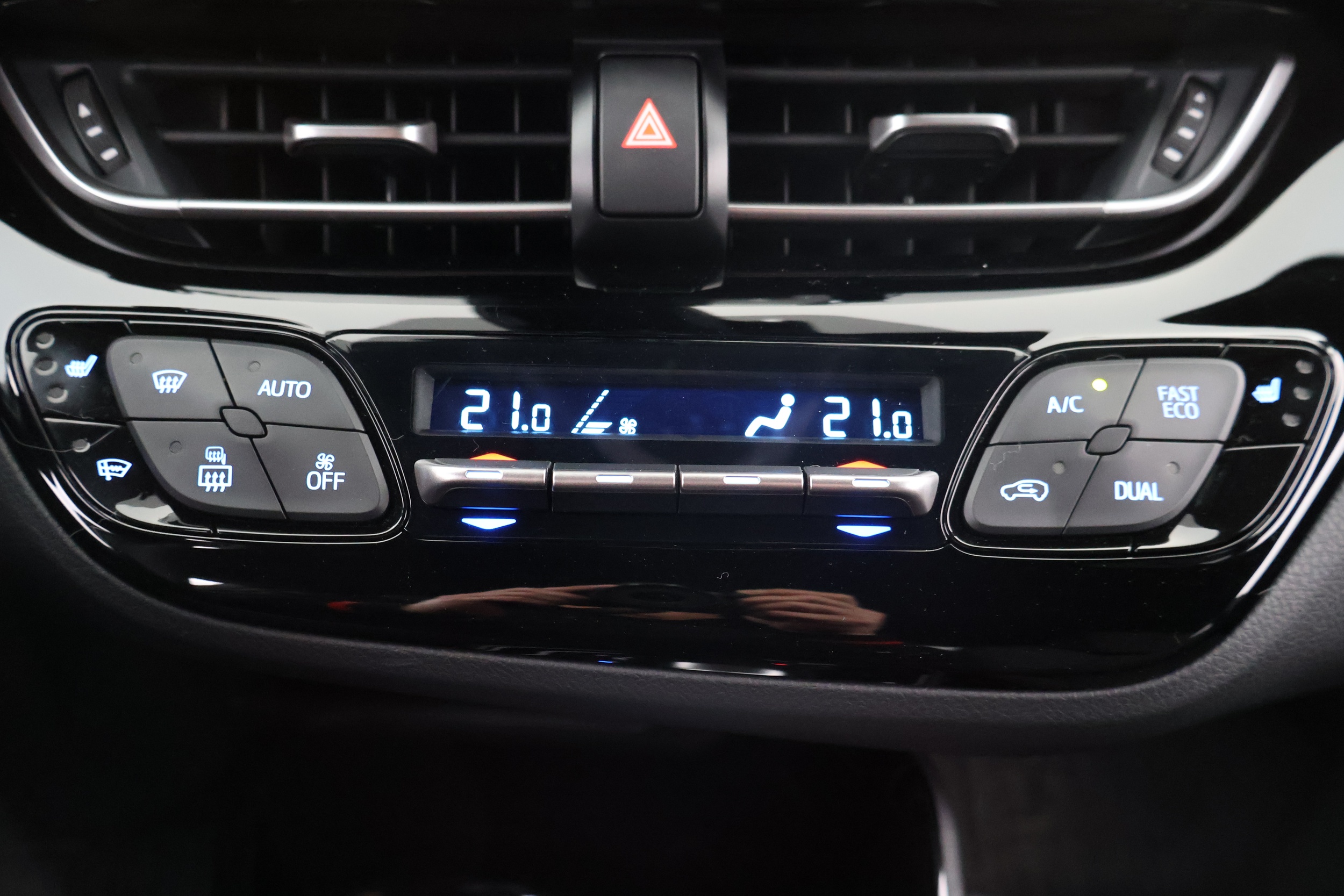 TOYOTA C-HR 2022