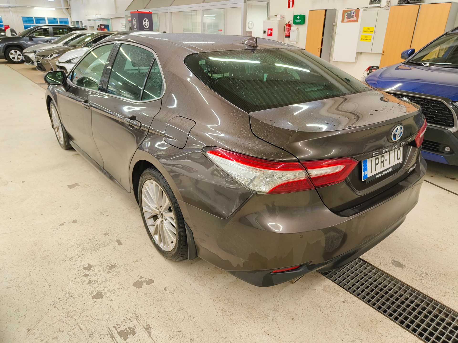TOYOTA CAMRY 2020