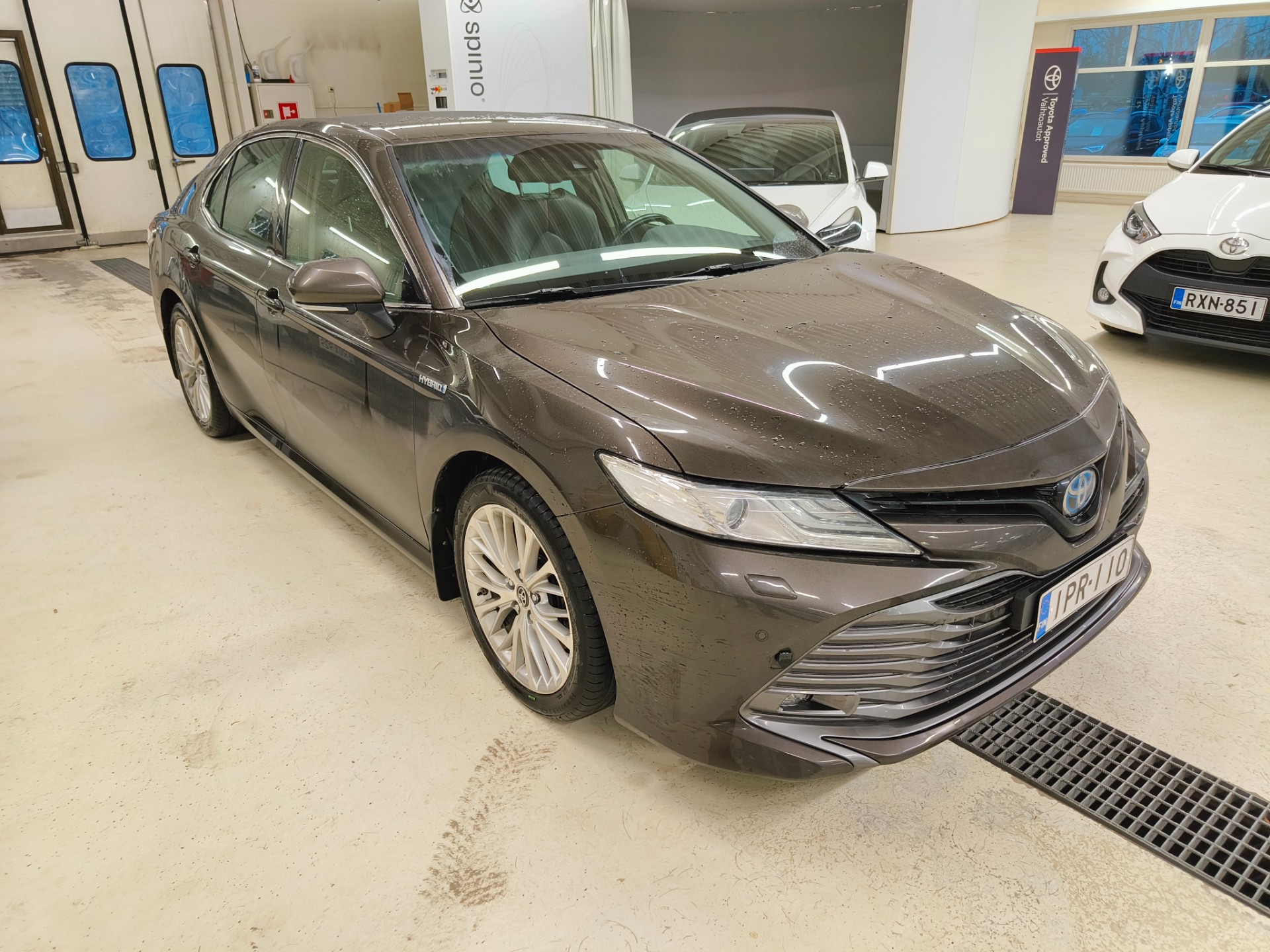 TOYOTA CAMRY 2020