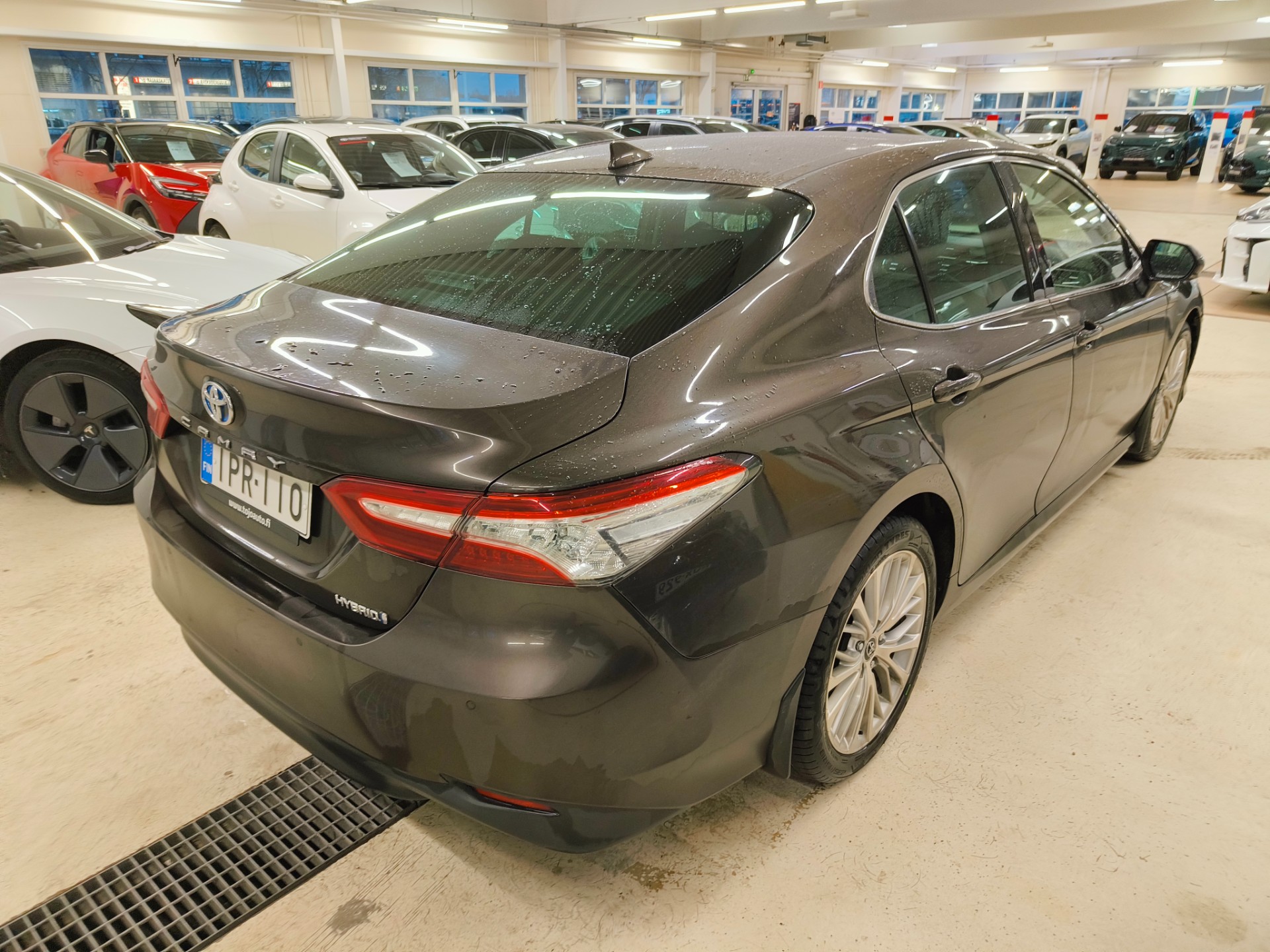 TOYOTA CAMRY 2020