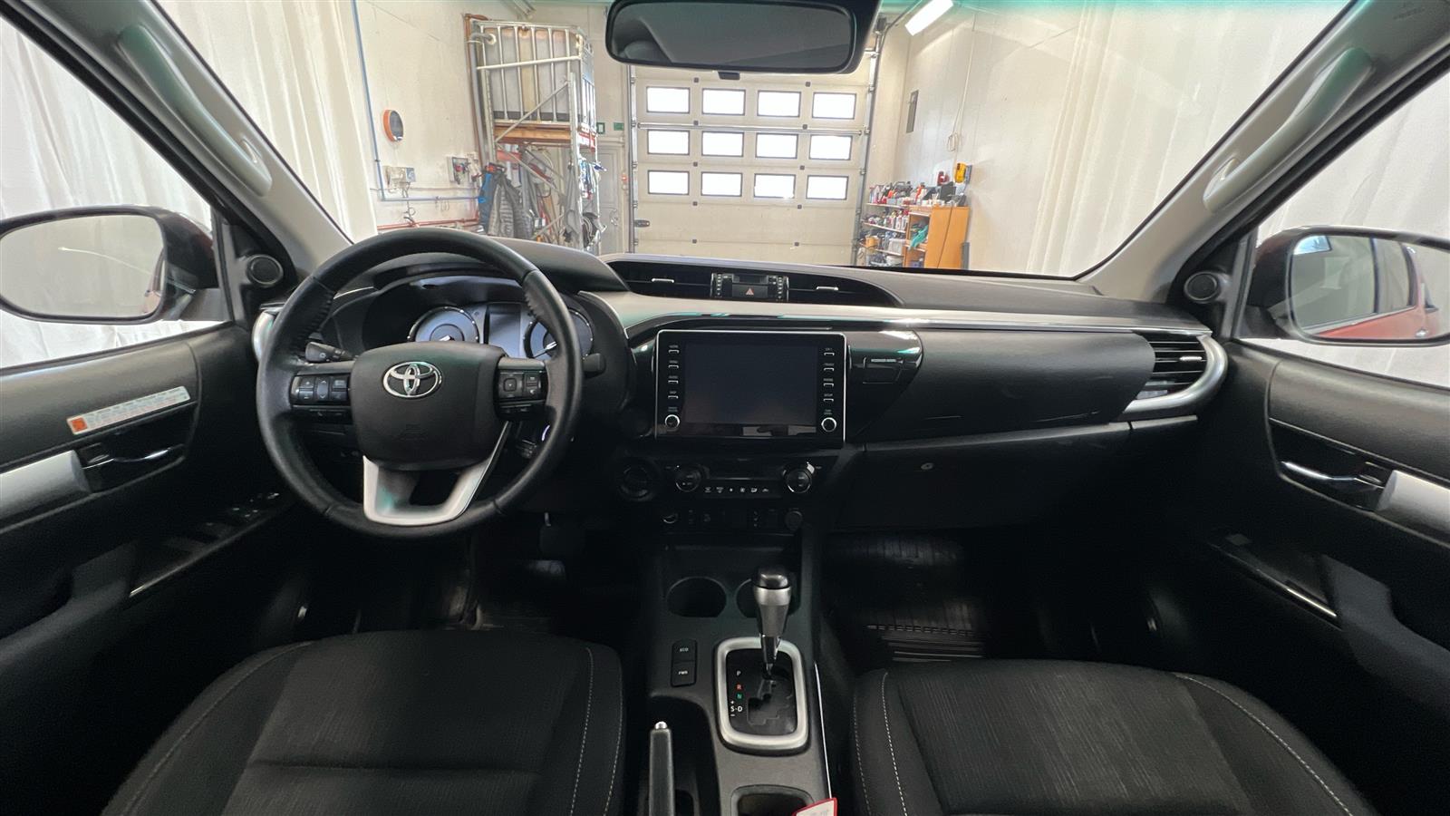 TOYOTA Hilux 2022