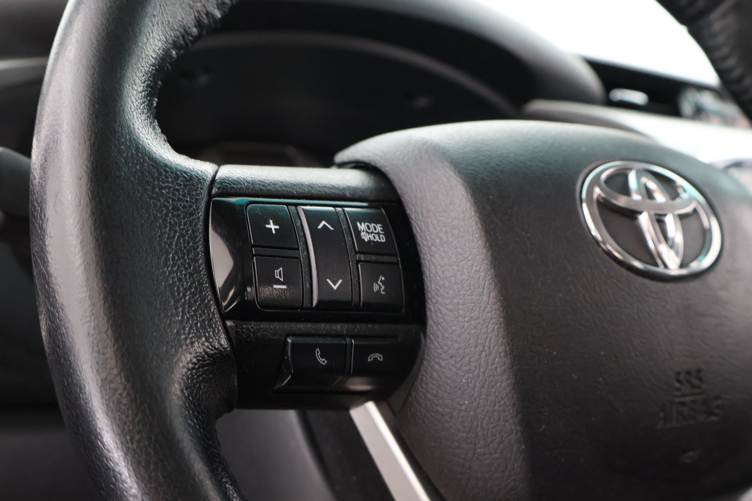 TOYOTA Hilux 2022
