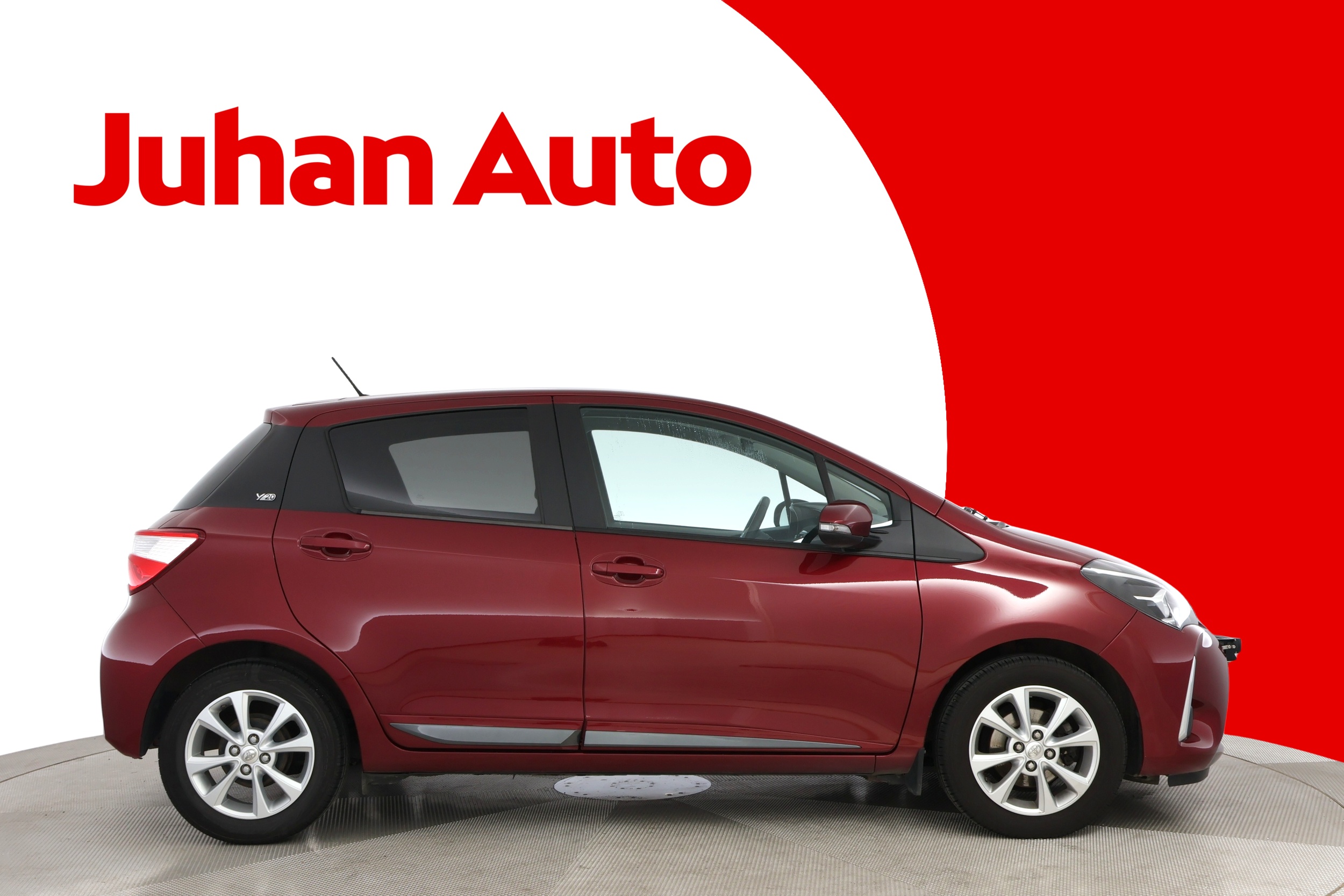 TOYOTA Yaris 2019