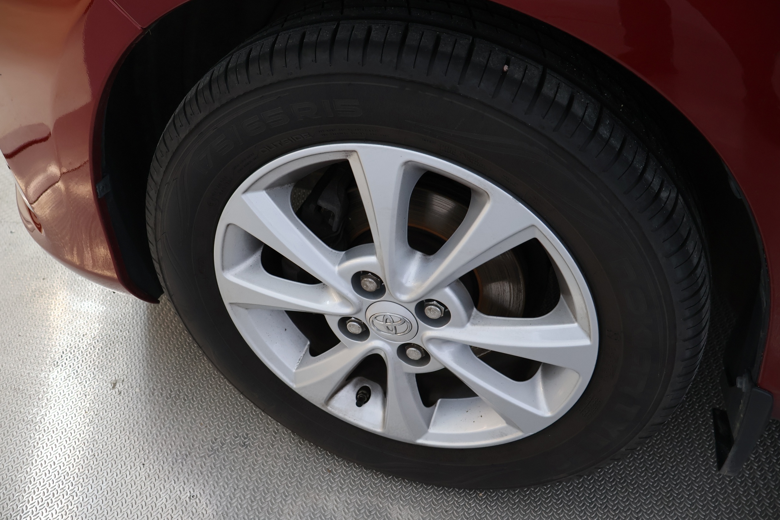 TOYOTA Yaris 2019