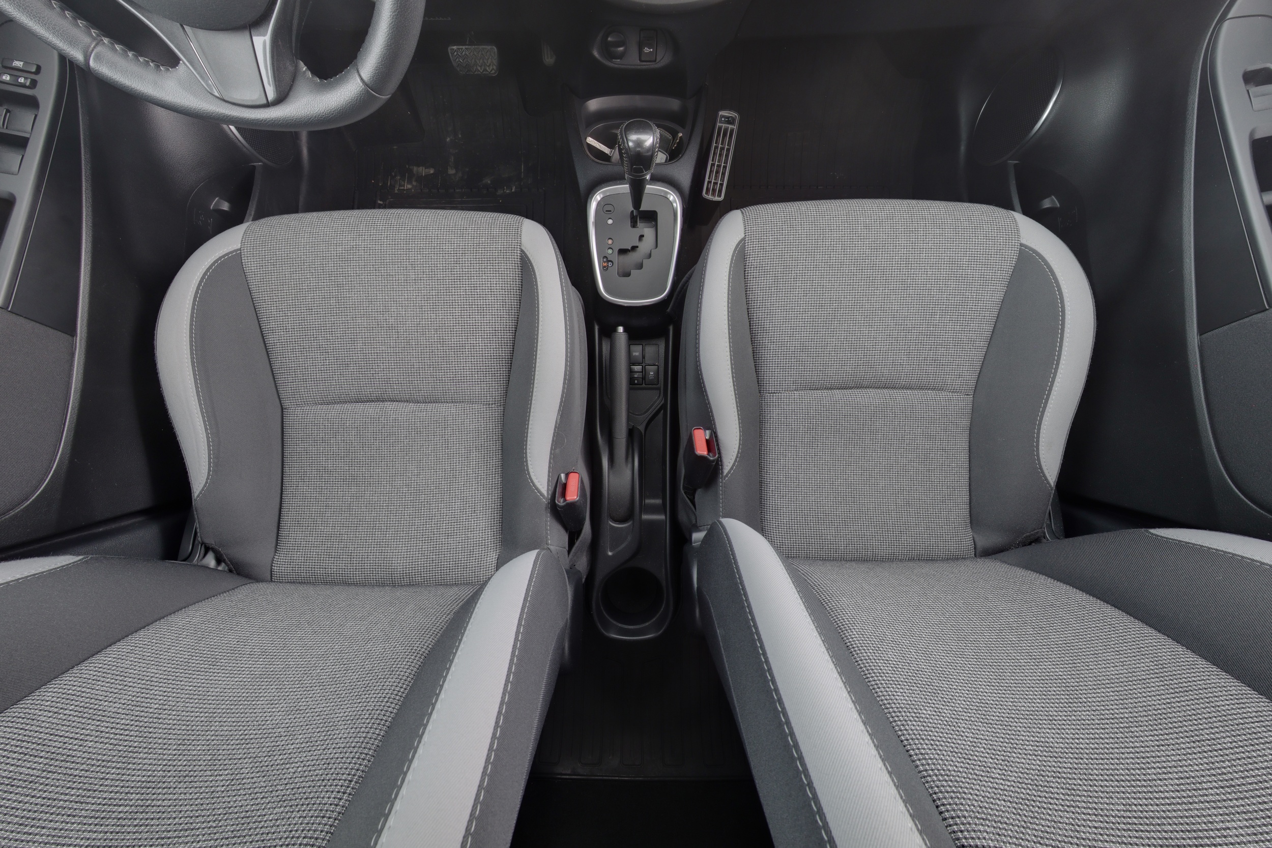 TOYOTA Yaris 2019