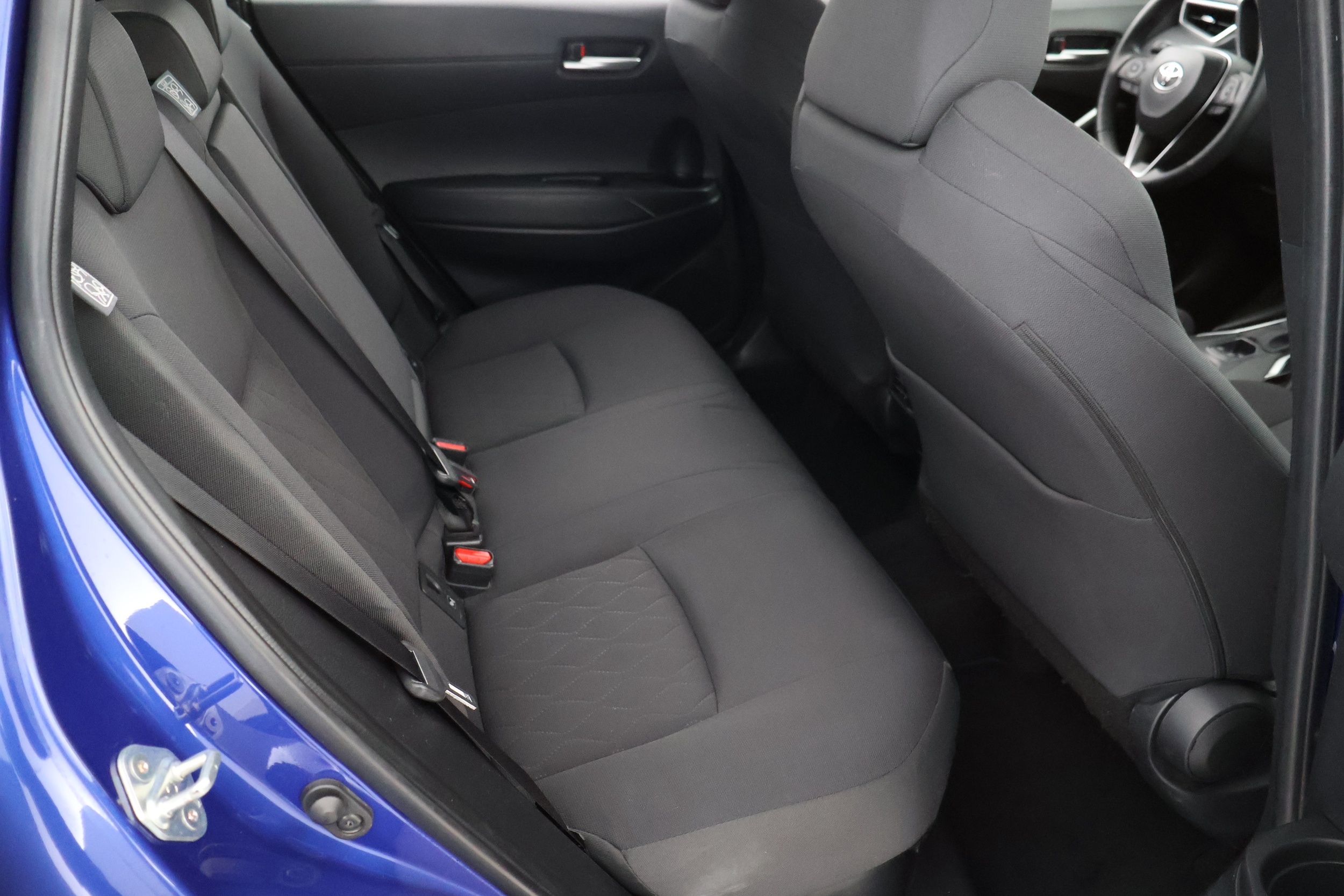 TOYOTA Corolla Cross 2024