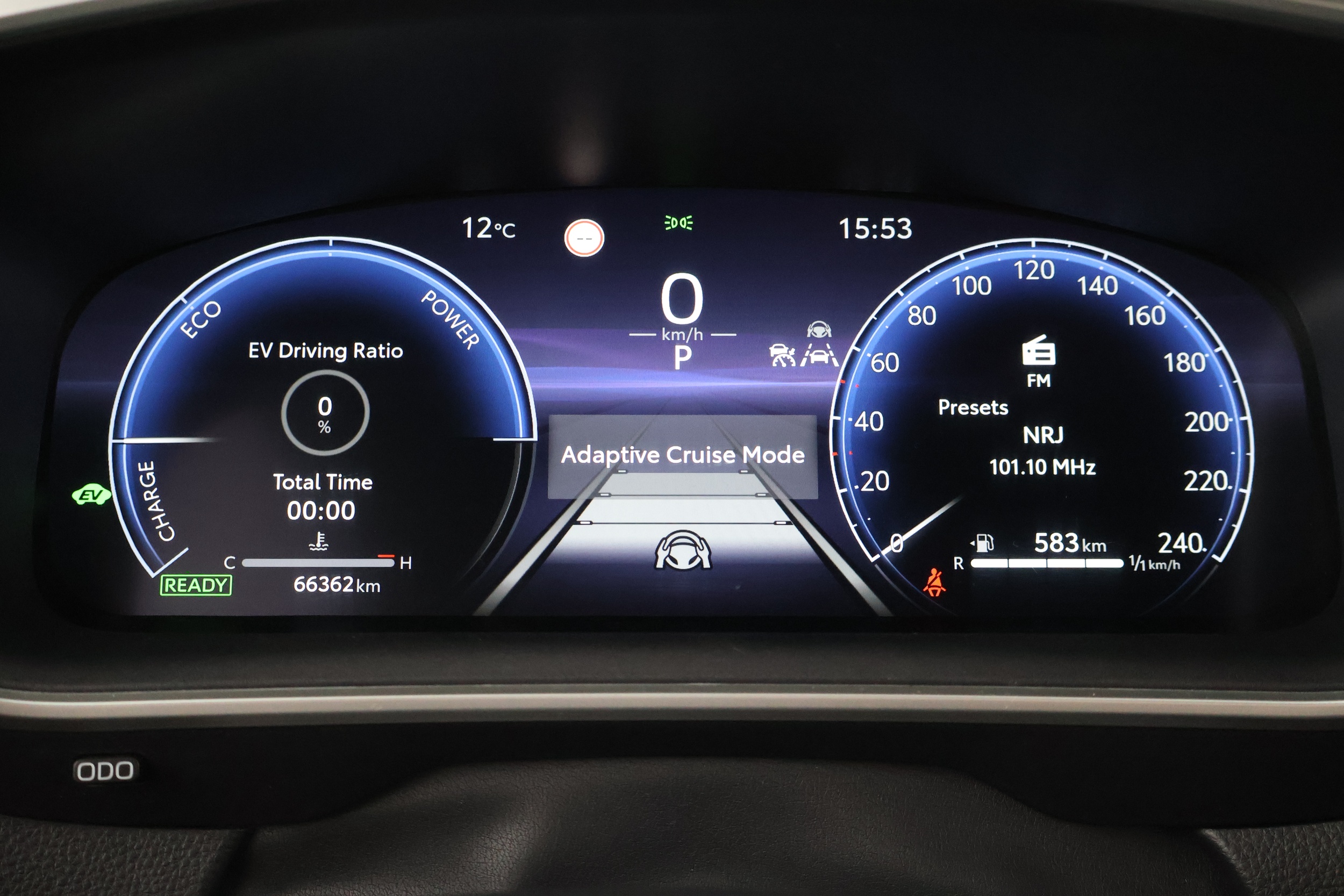 TOYOTA Corolla Cross 2024