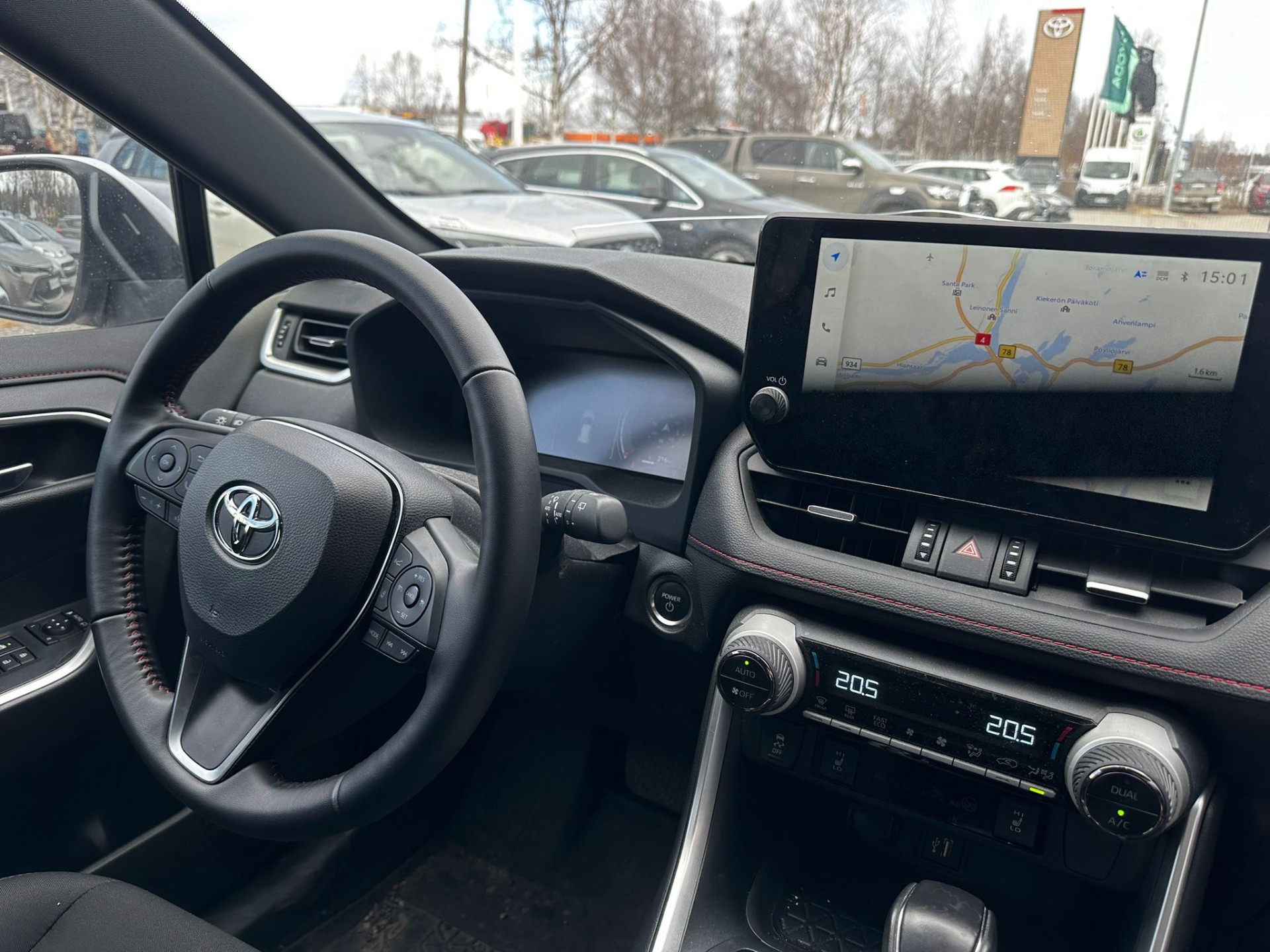 TOYOTA RAV4 Plug-in 2025