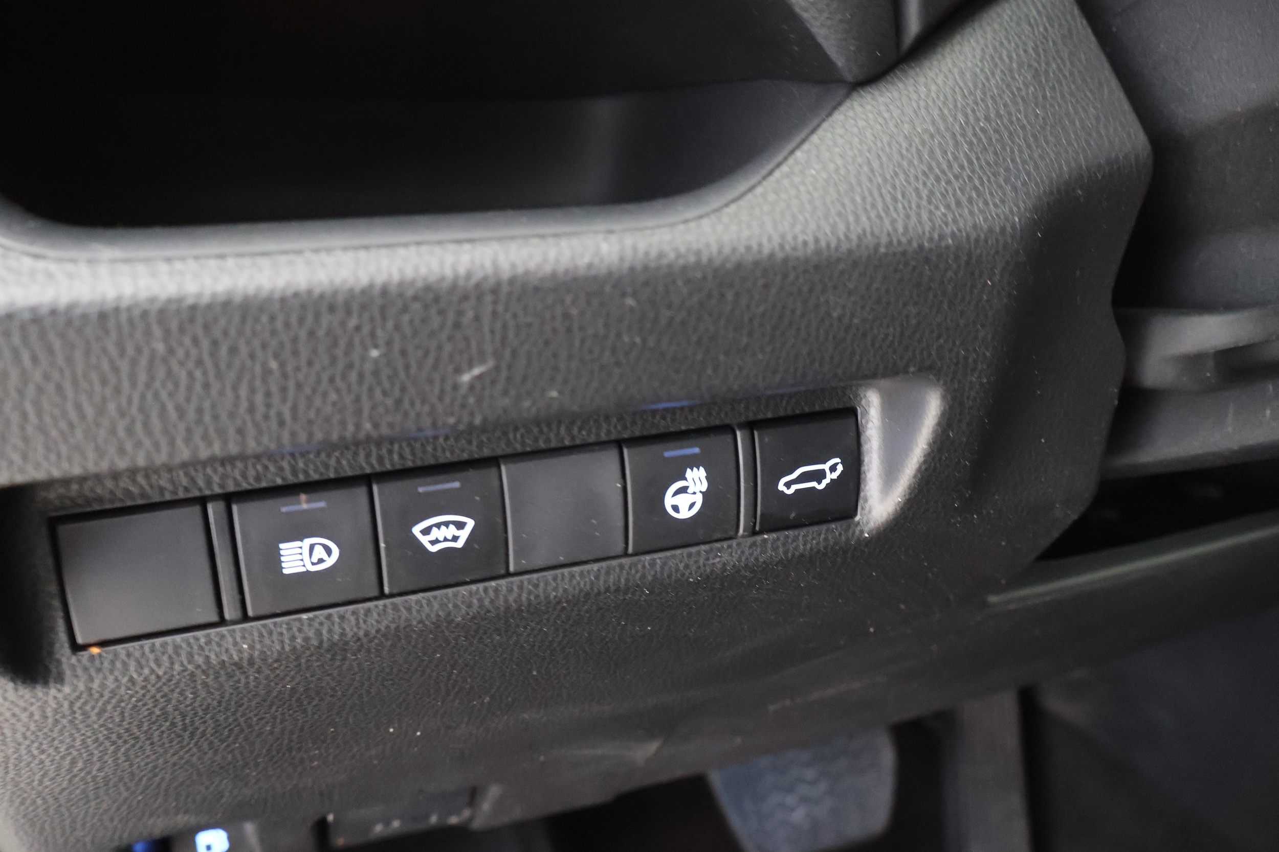 TOYOTA RAV4 2022