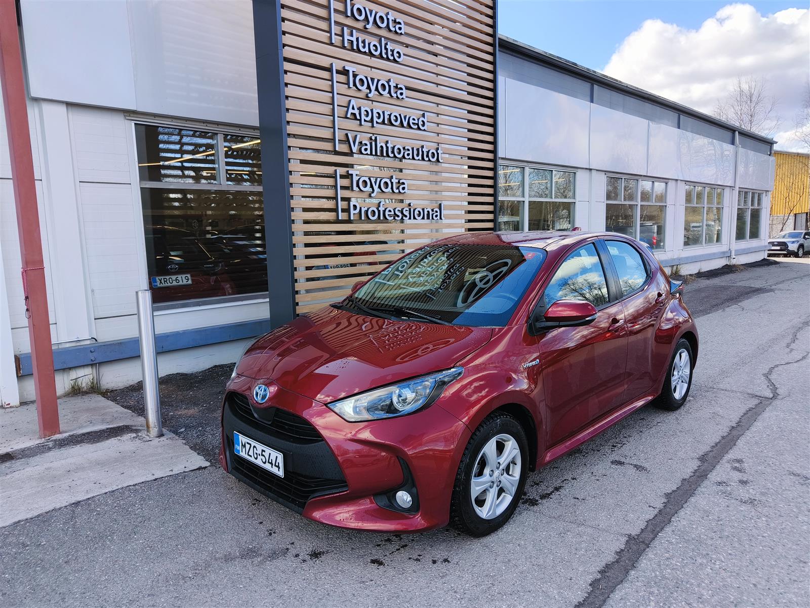 TOYOTA Yaris 2021