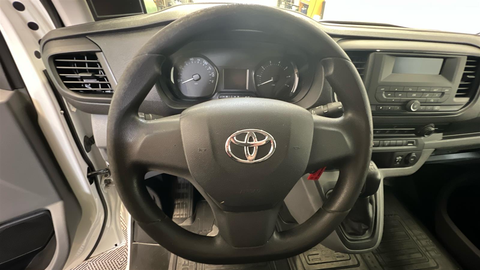 TOYOTA Proace 2018