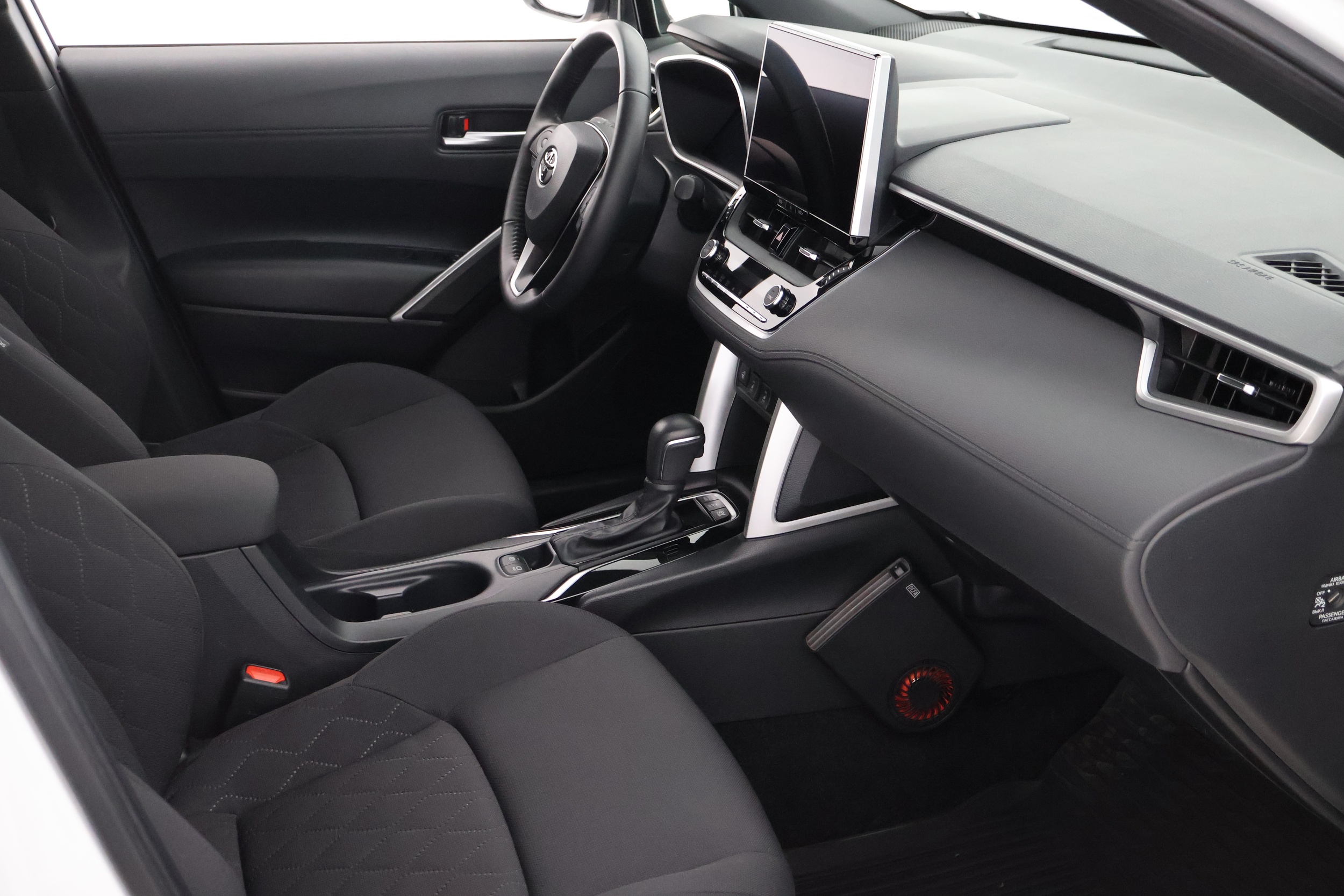 TOYOTA Corolla Cross 2023