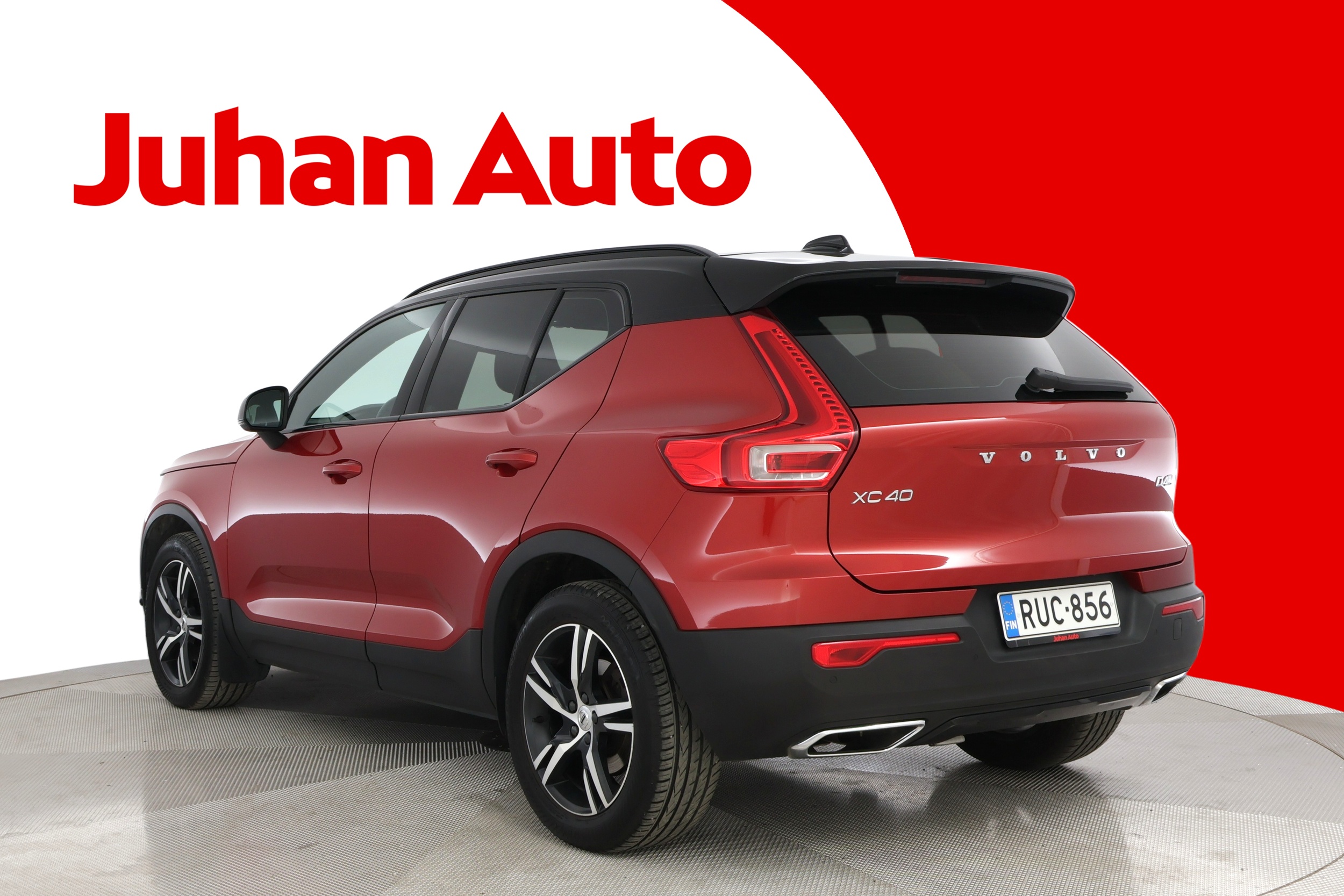 VOLVO XC40 2019
