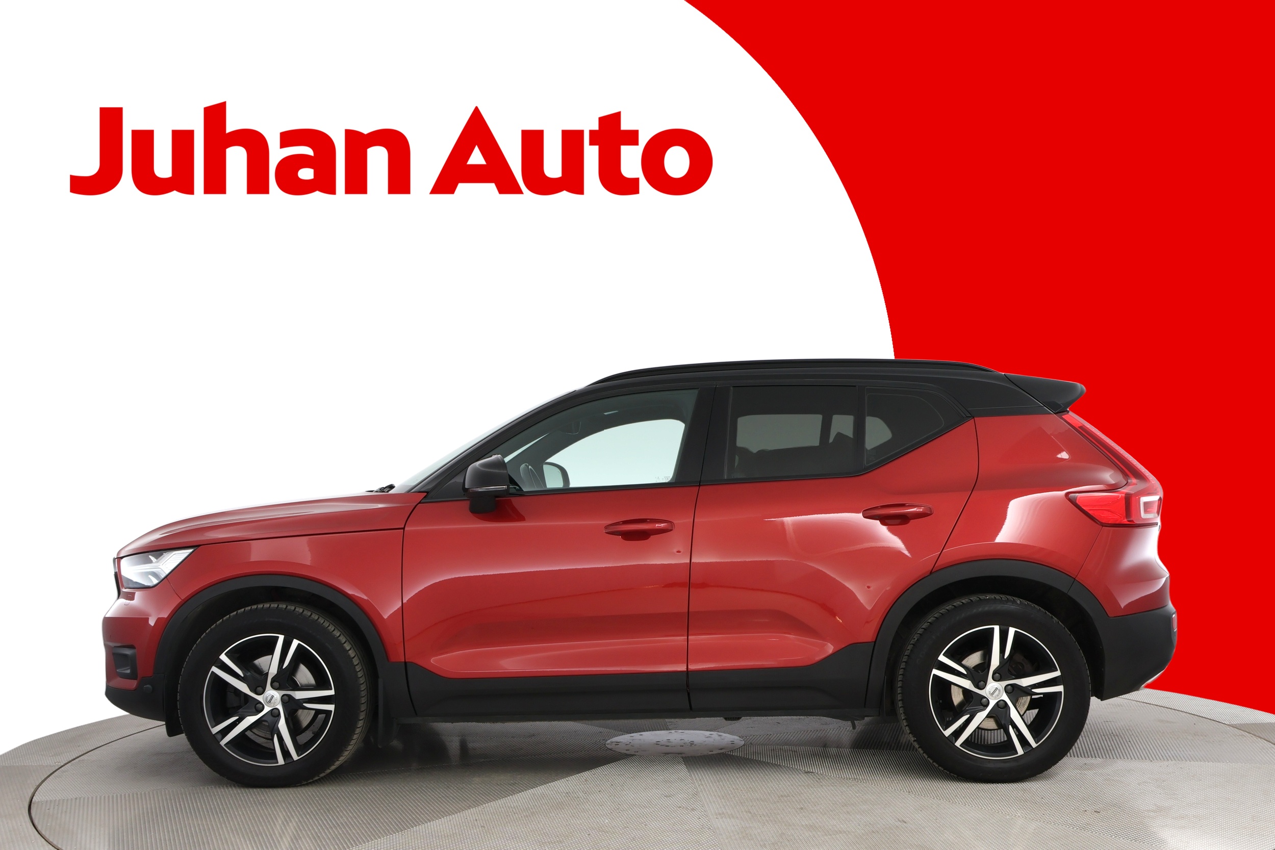 VOLVO XC40 2019