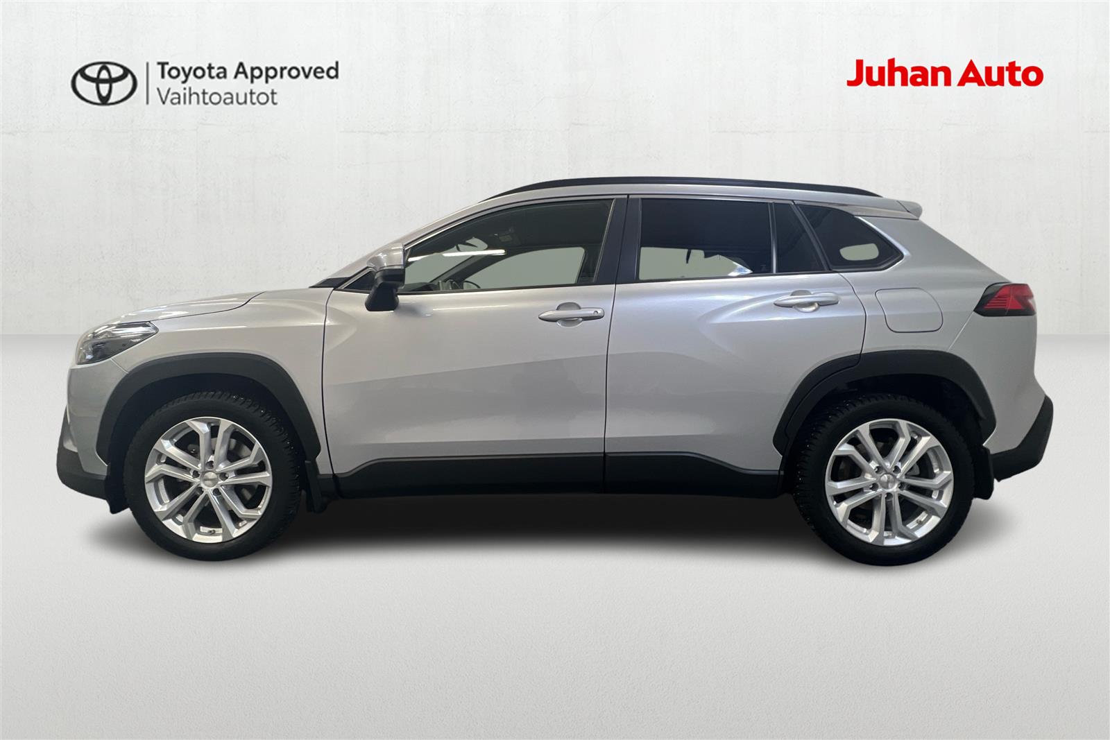 TOYOTA Corolla Cross 2023