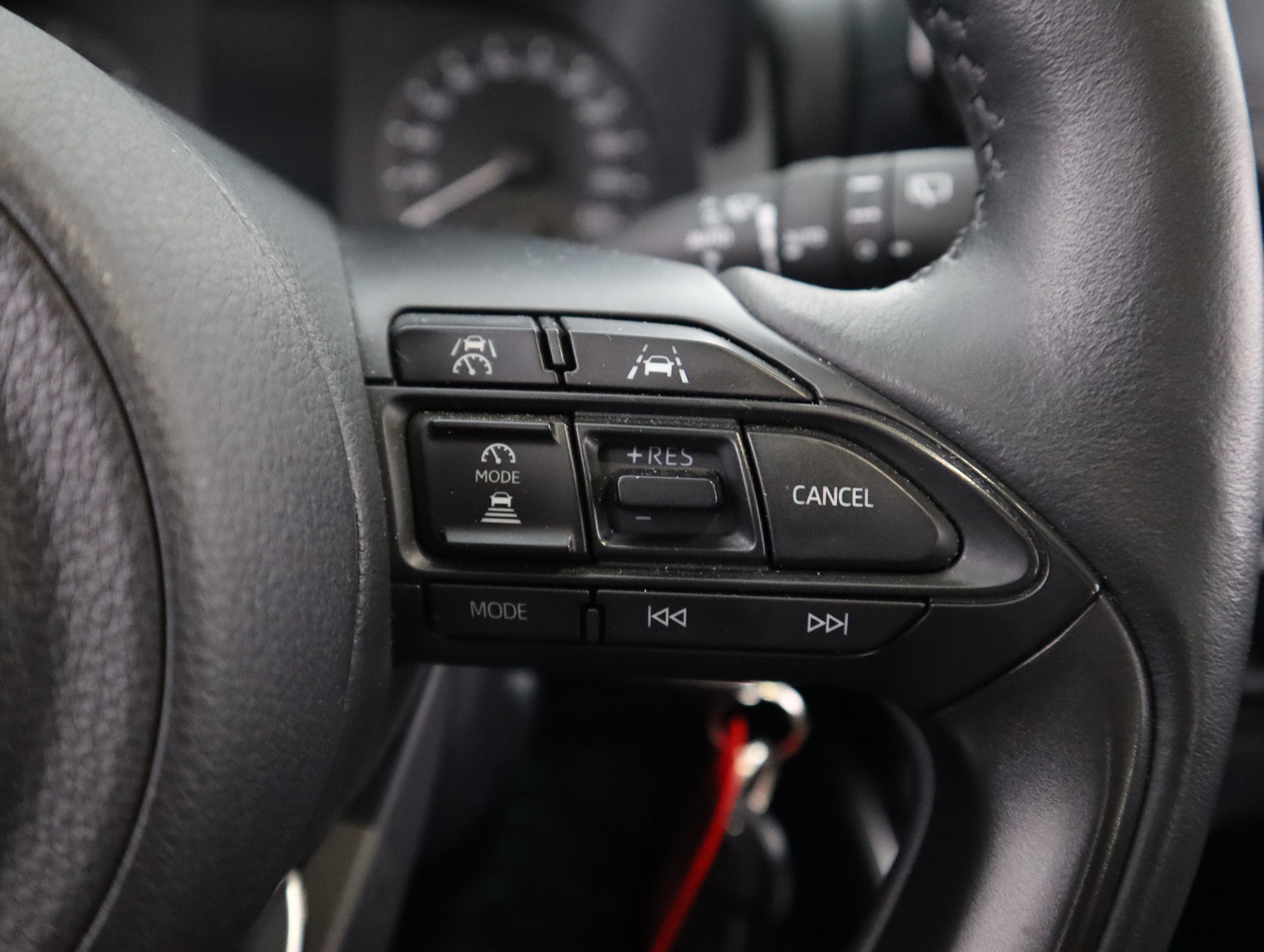 TOYOTA Yaris 20