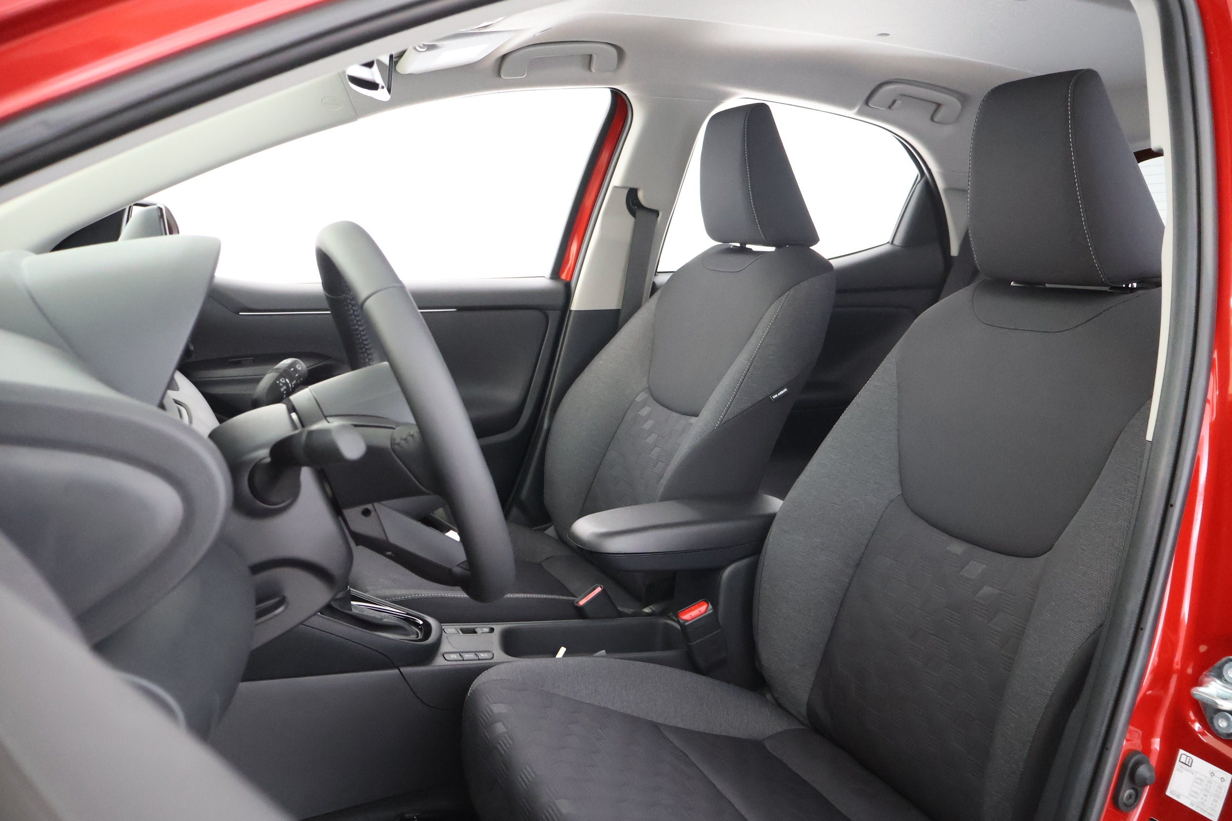 TOYOTA Yaris 19